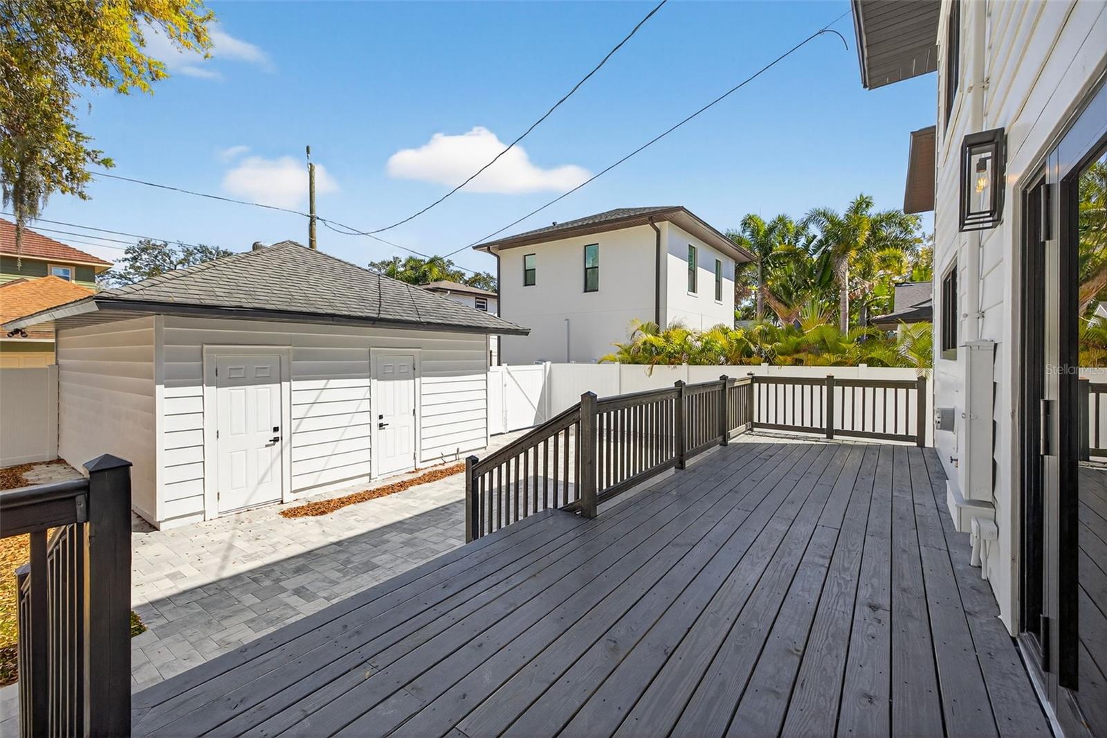 Image 54 of 68 For 159 17th Avenue N