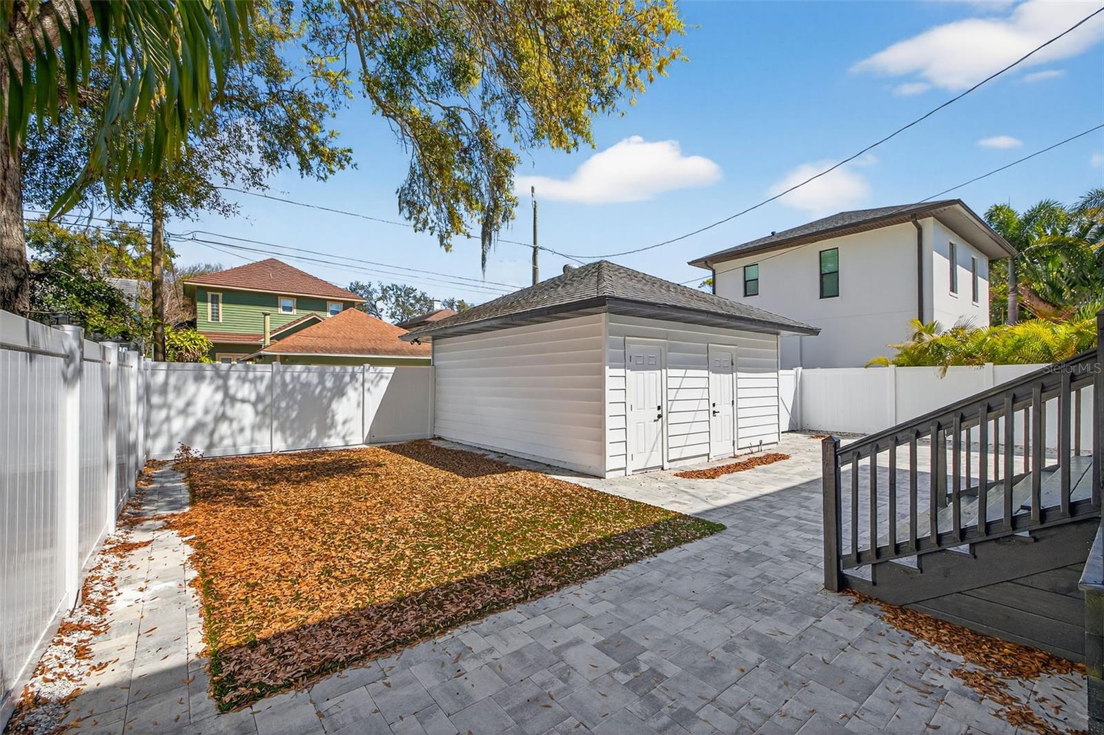 Image 56 of 68 For 159 17th Avenue N