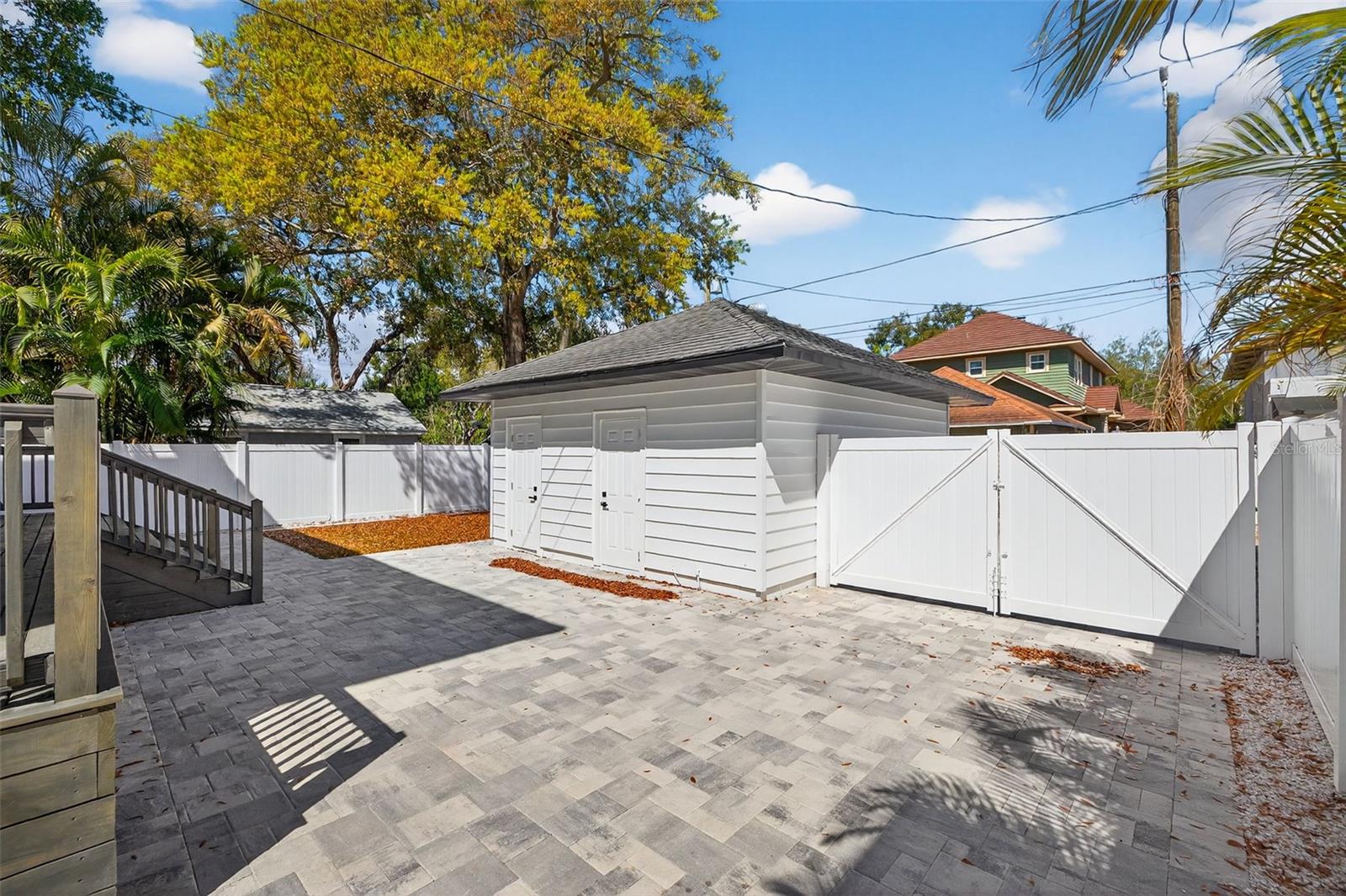 Image 58 of 68 For 159 17th Avenue N