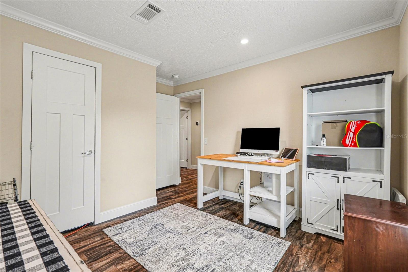 Image 15 of 27 For 12713 Darren Place