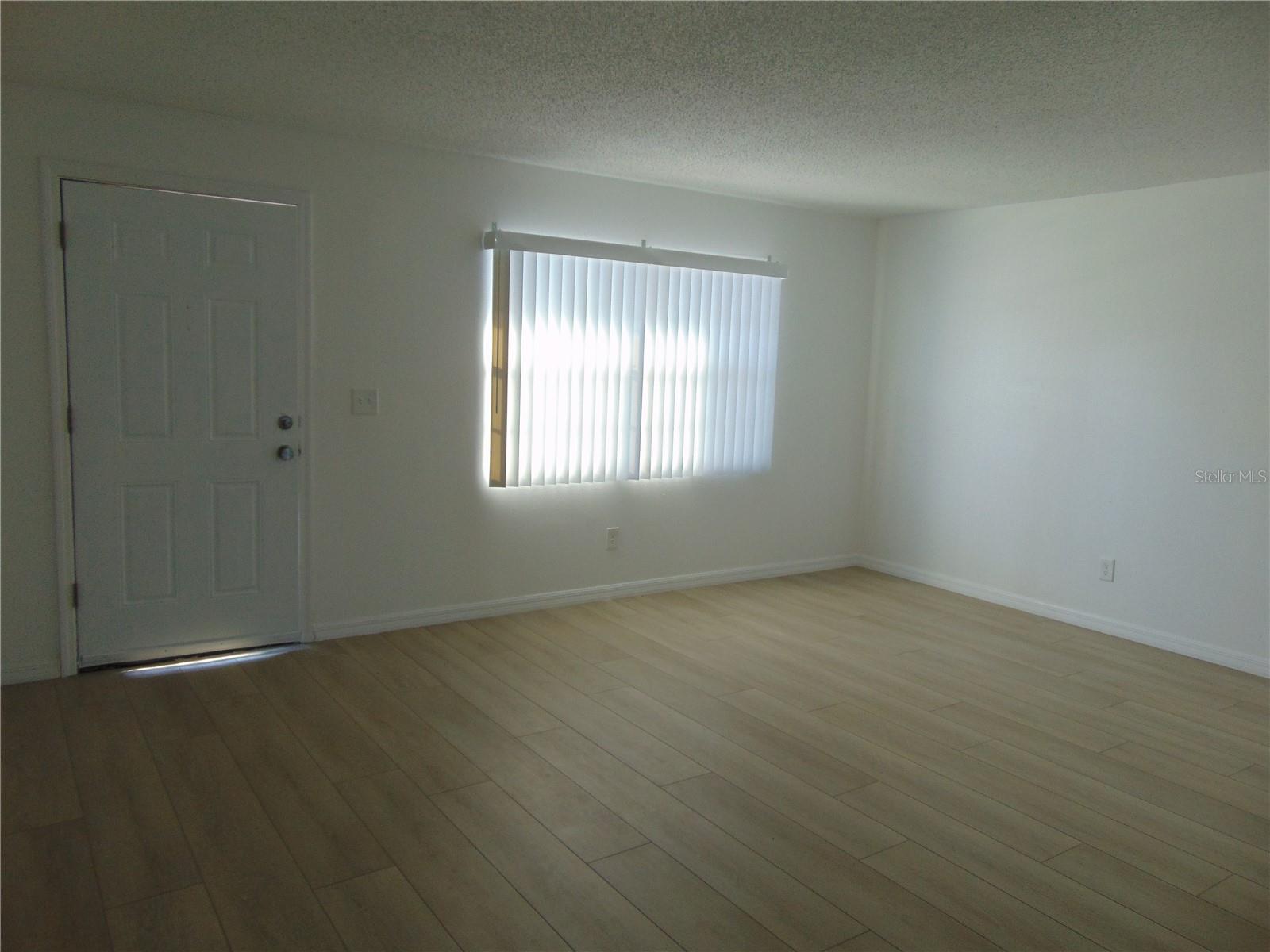 Image 4 of 11 For 9119 Tudor Drive E102