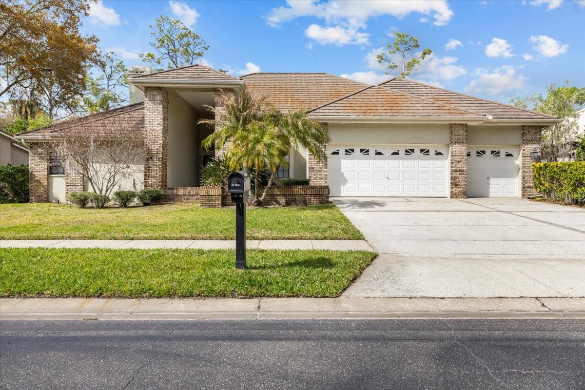 Details for 35 Greenhaven Trail, OLDSMAR, FL 34677