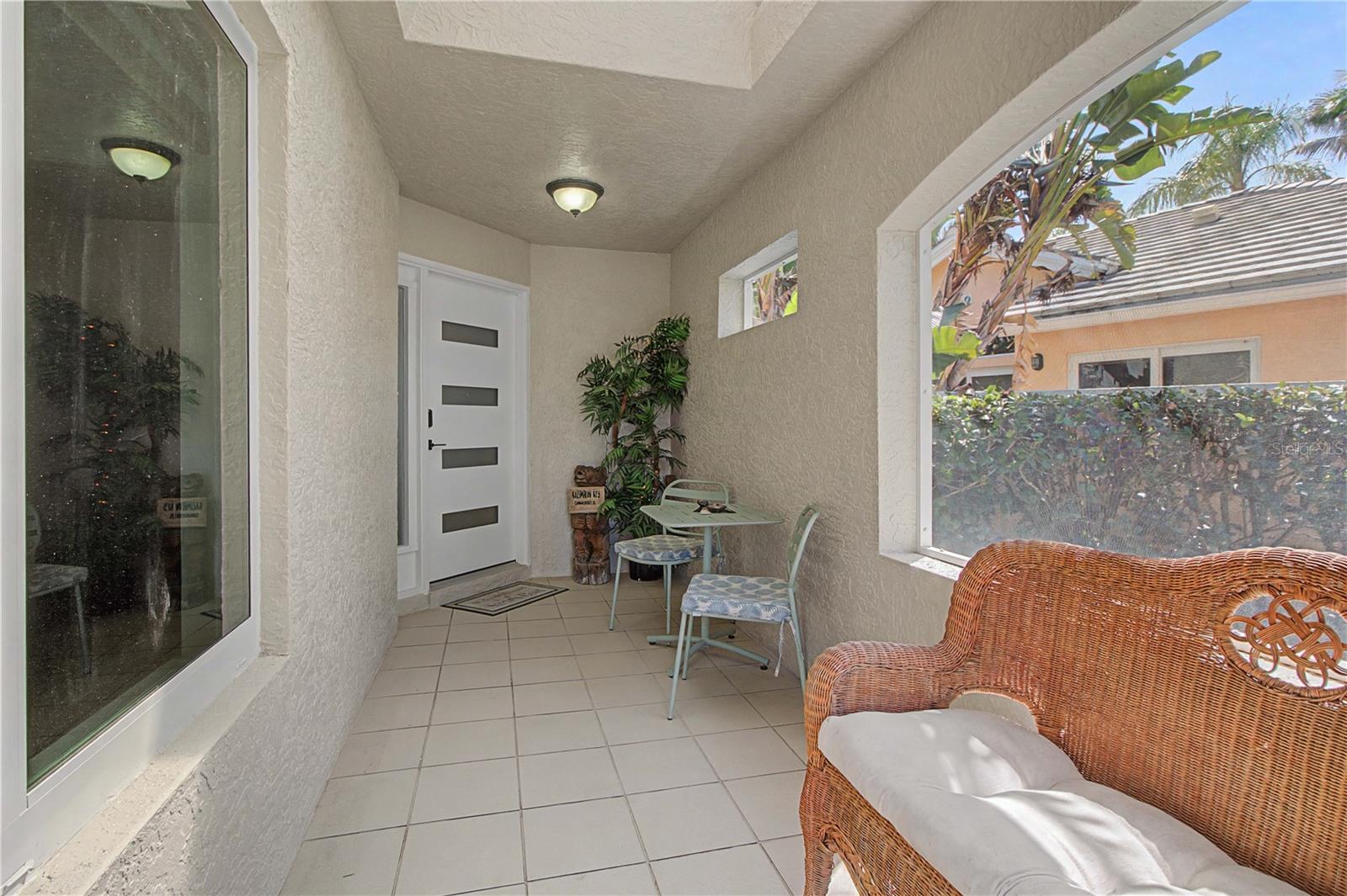 Image 4 of 50 For 140 Eveningstar Cay