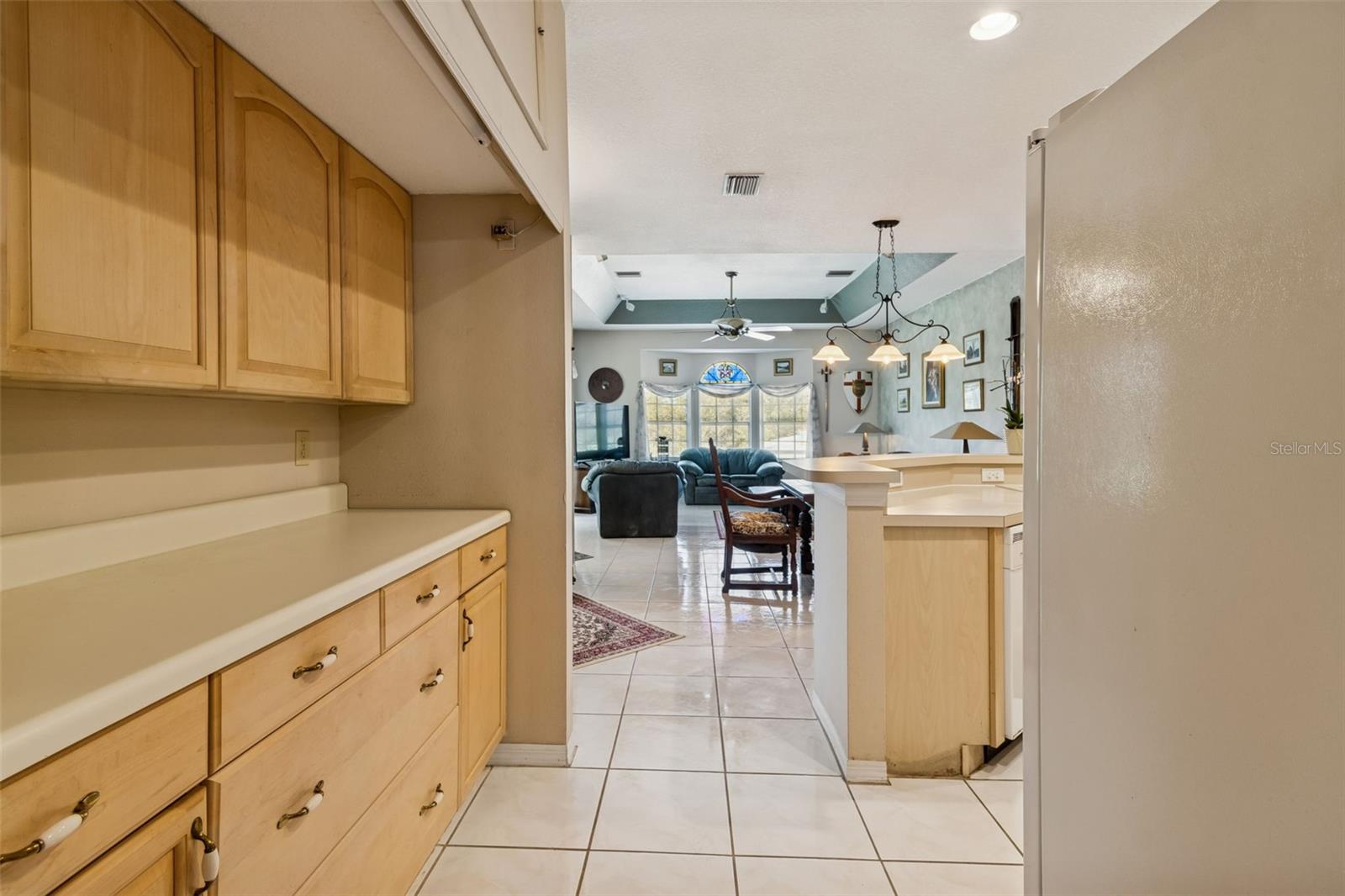 Image 14 of 80 For 1823 Highland Road