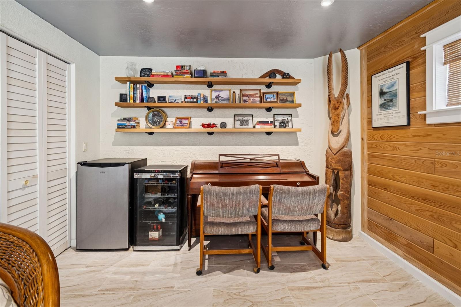 Image 44 of 80 For 1823 Highland Road