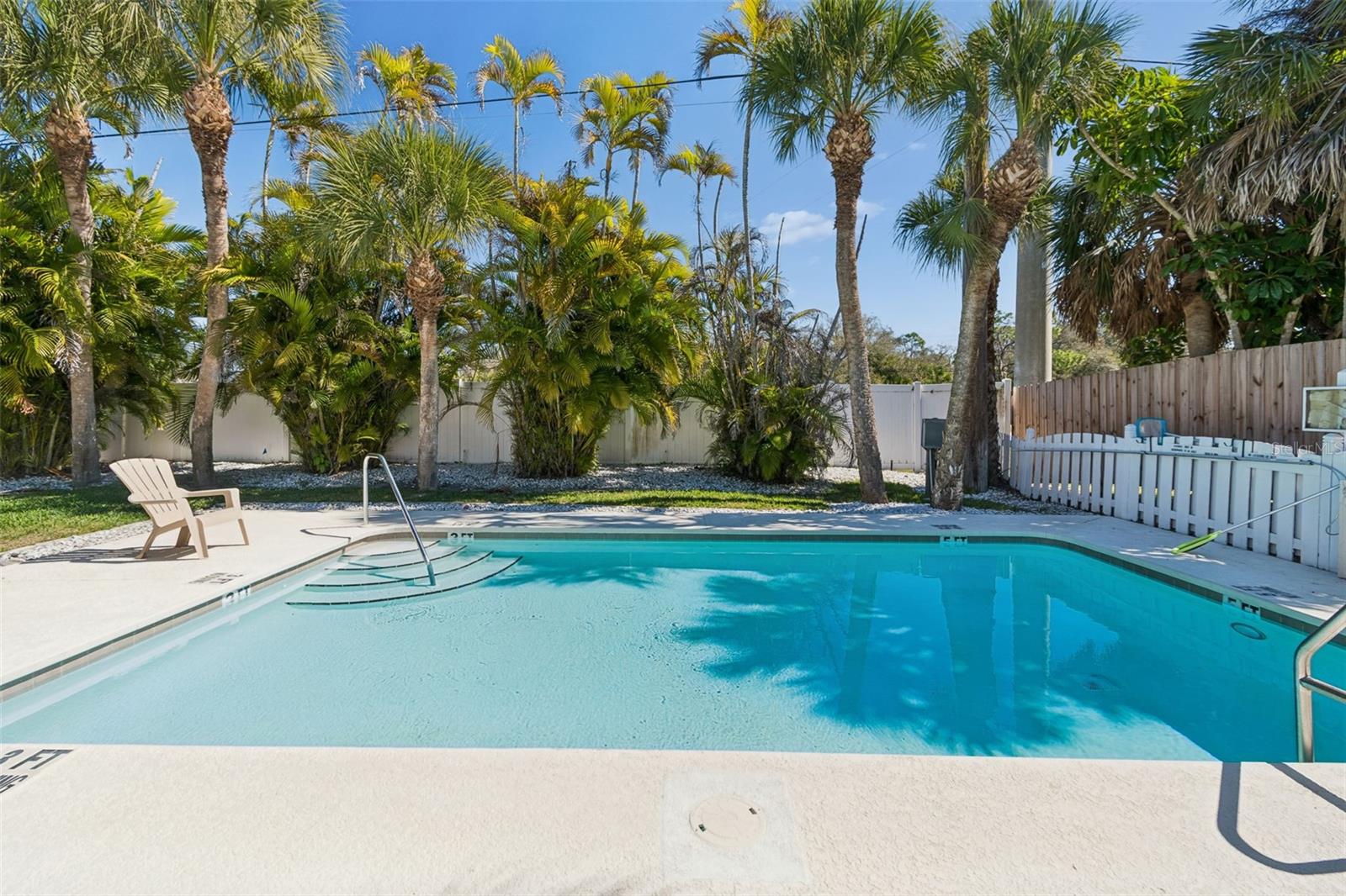 Image 54 of 80 For 1823 Highland Road