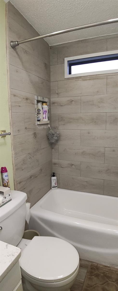 Image 25 of 63 For 3120 Pond Hollow Street