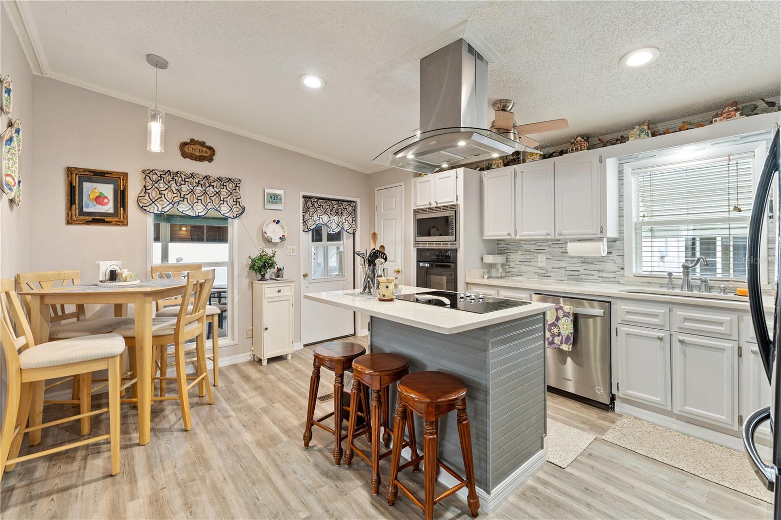 Image 27 of 63 For 3120 Pond Hollow Street