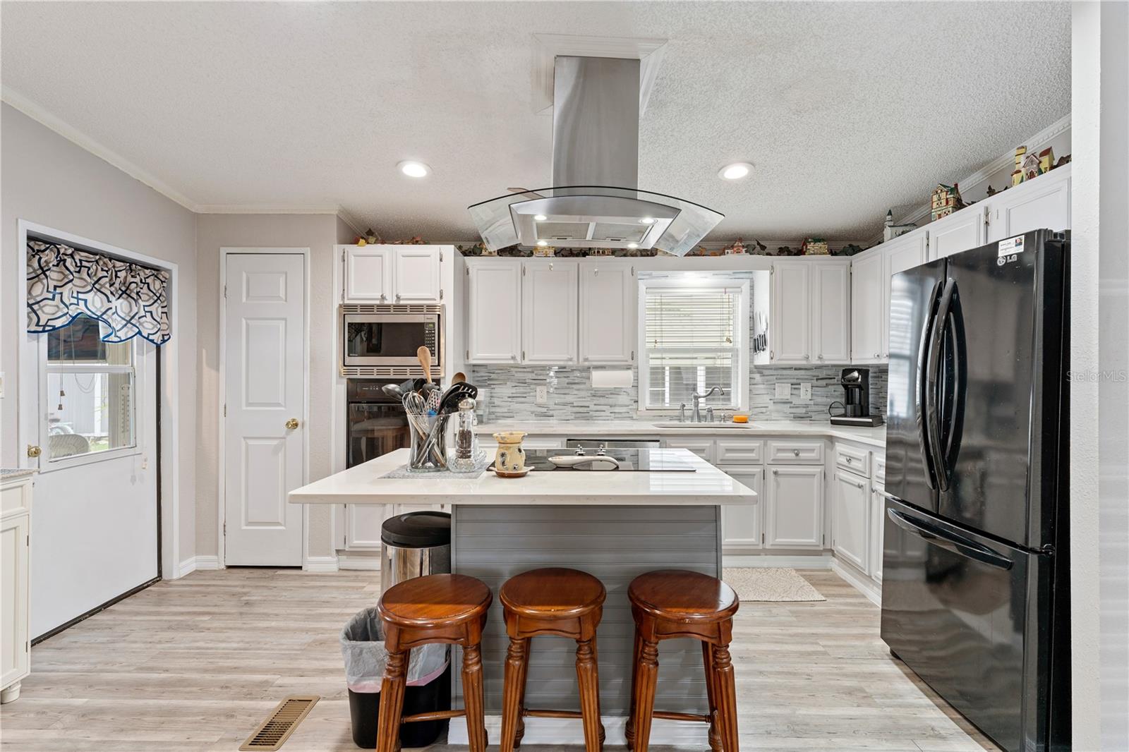 Image 29 of 63 For 3120 Pond Hollow Street