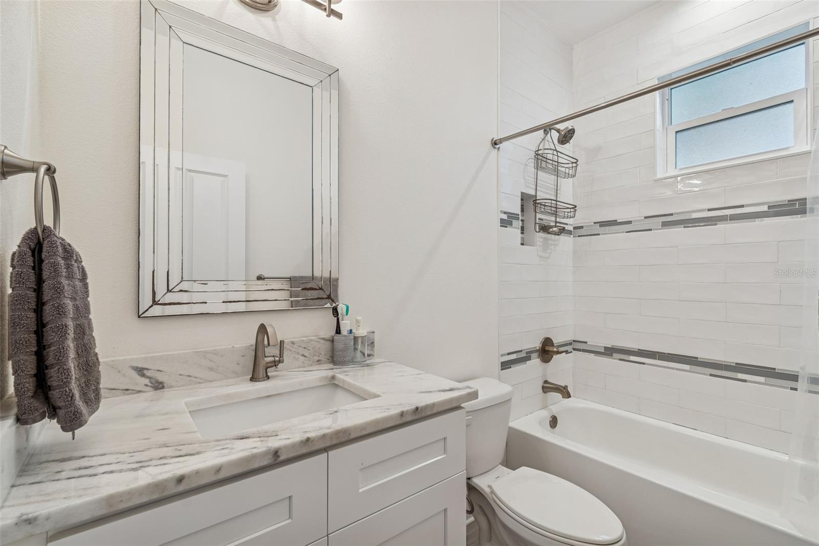 Image 41 of 98 For 5614 Pless Road