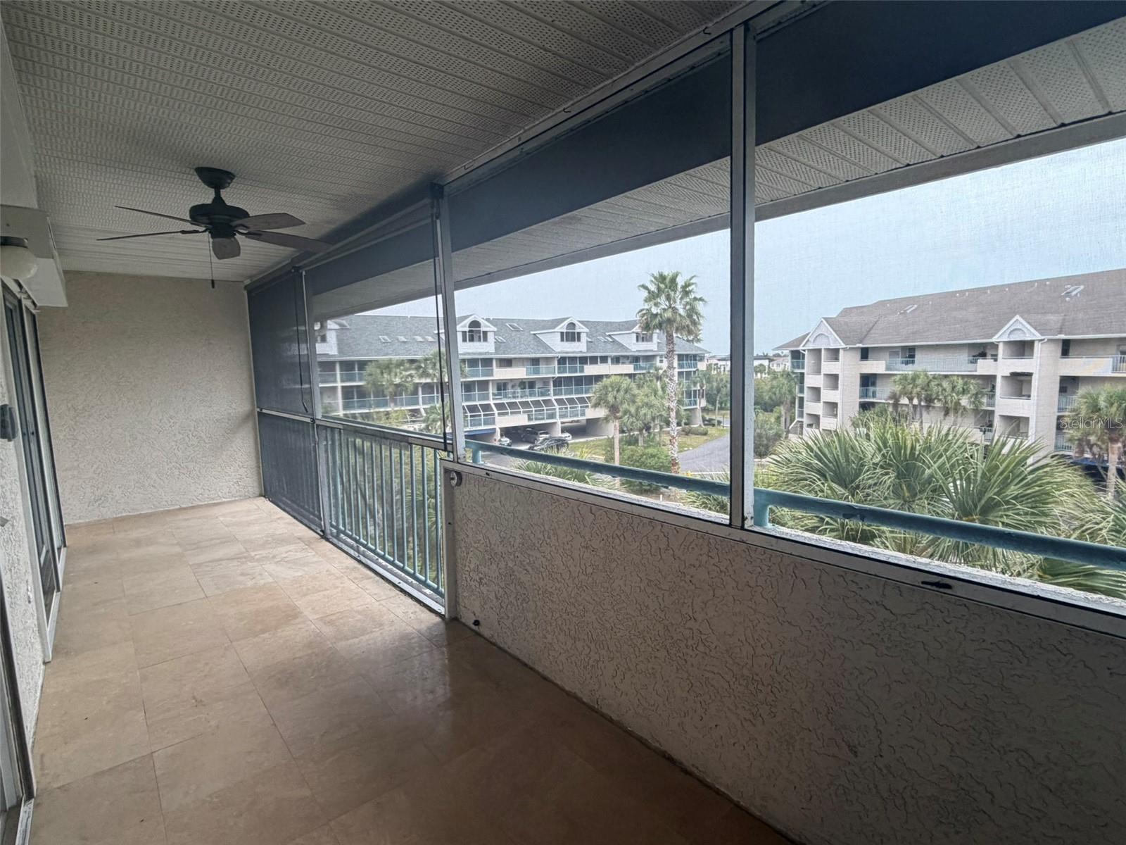 Image 11 of 35 For 5567 Sea Forest Drive 324