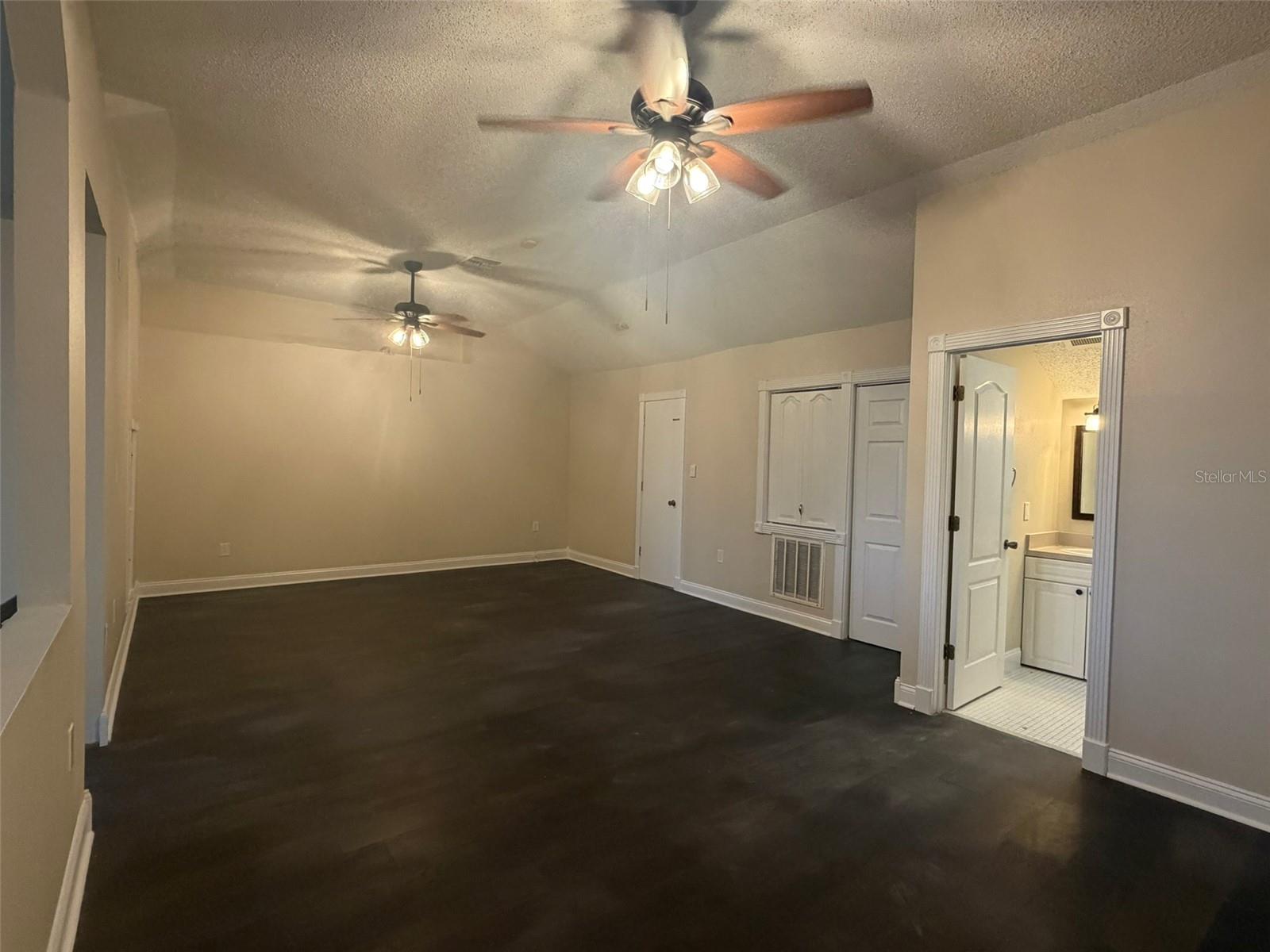 Image 33 of 35 For 5567 Sea Forest Drive 324