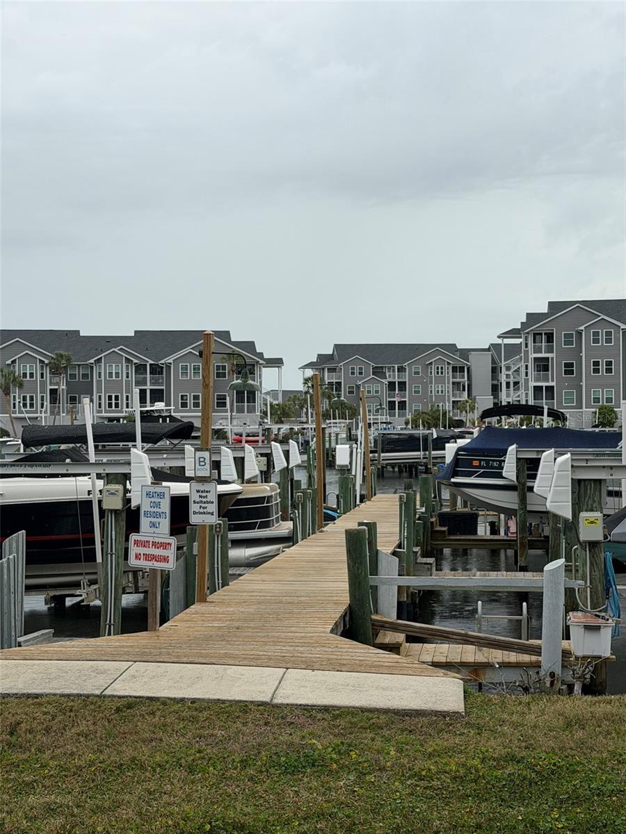 Image 4 of 35 For 5567 Sea Forest Drive 324