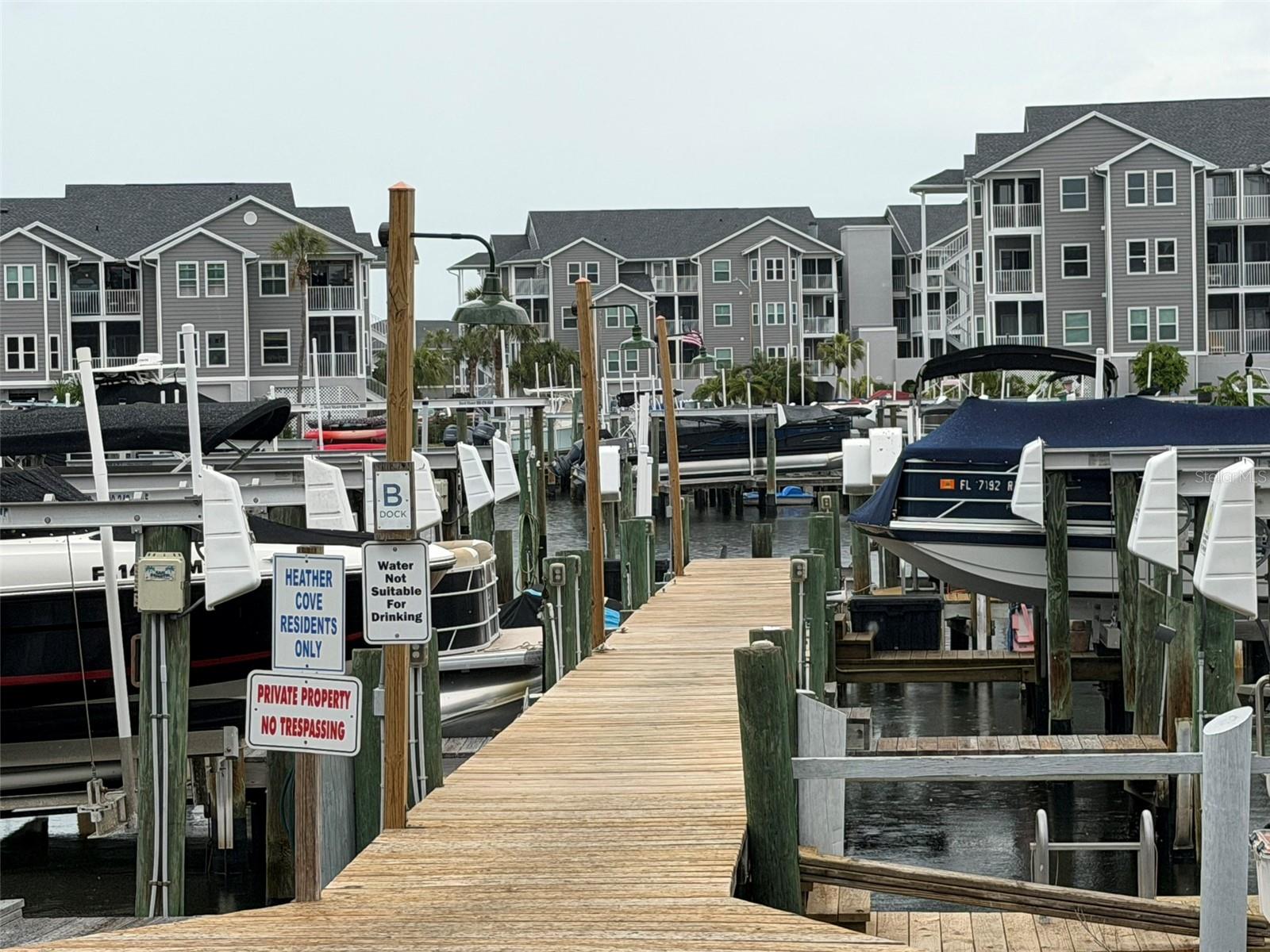 Image 5 of 35 For 5567 Sea Forest Drive 324