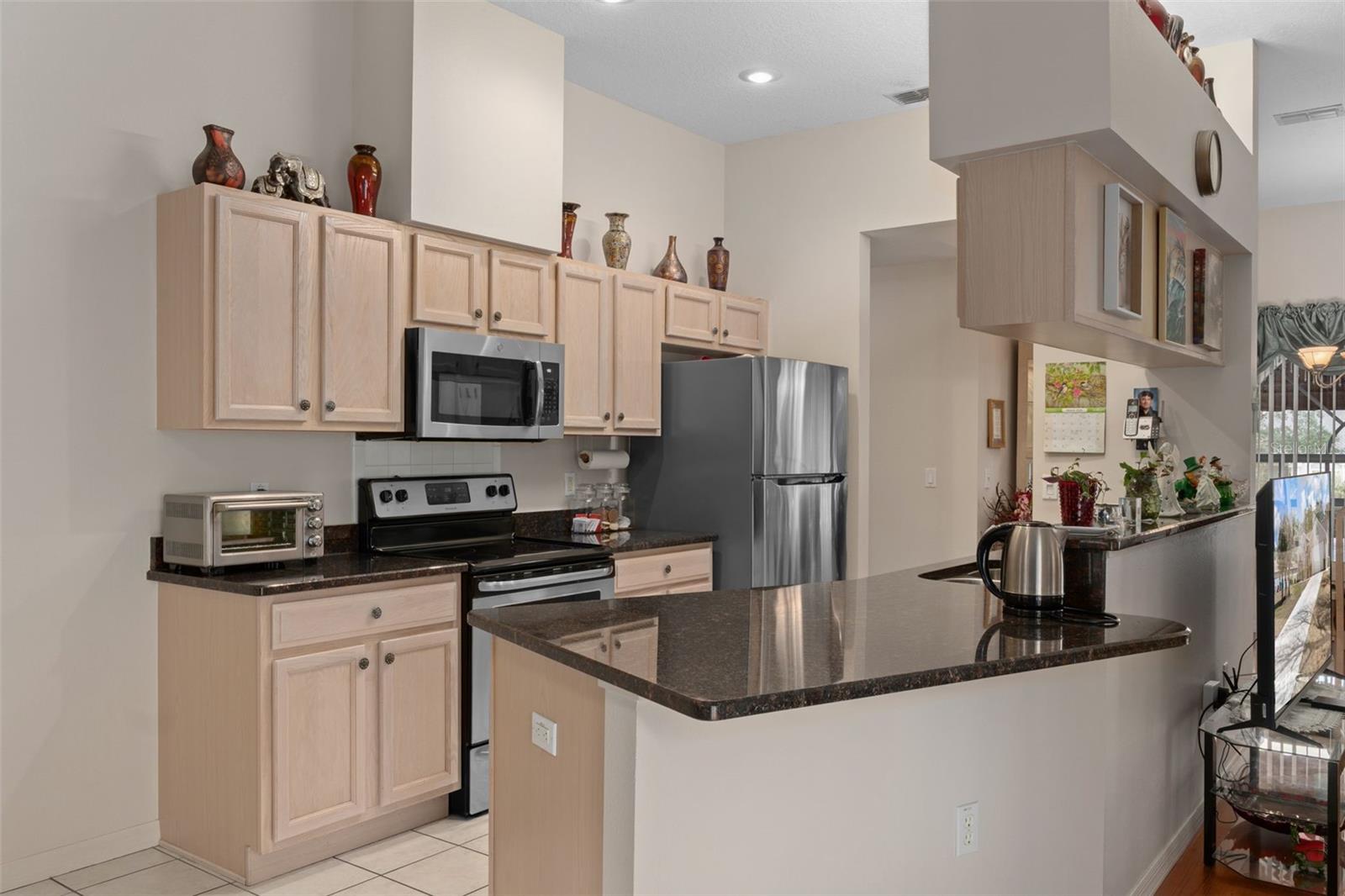 Image 14 of 61 For 122 Corkwood Boulevard