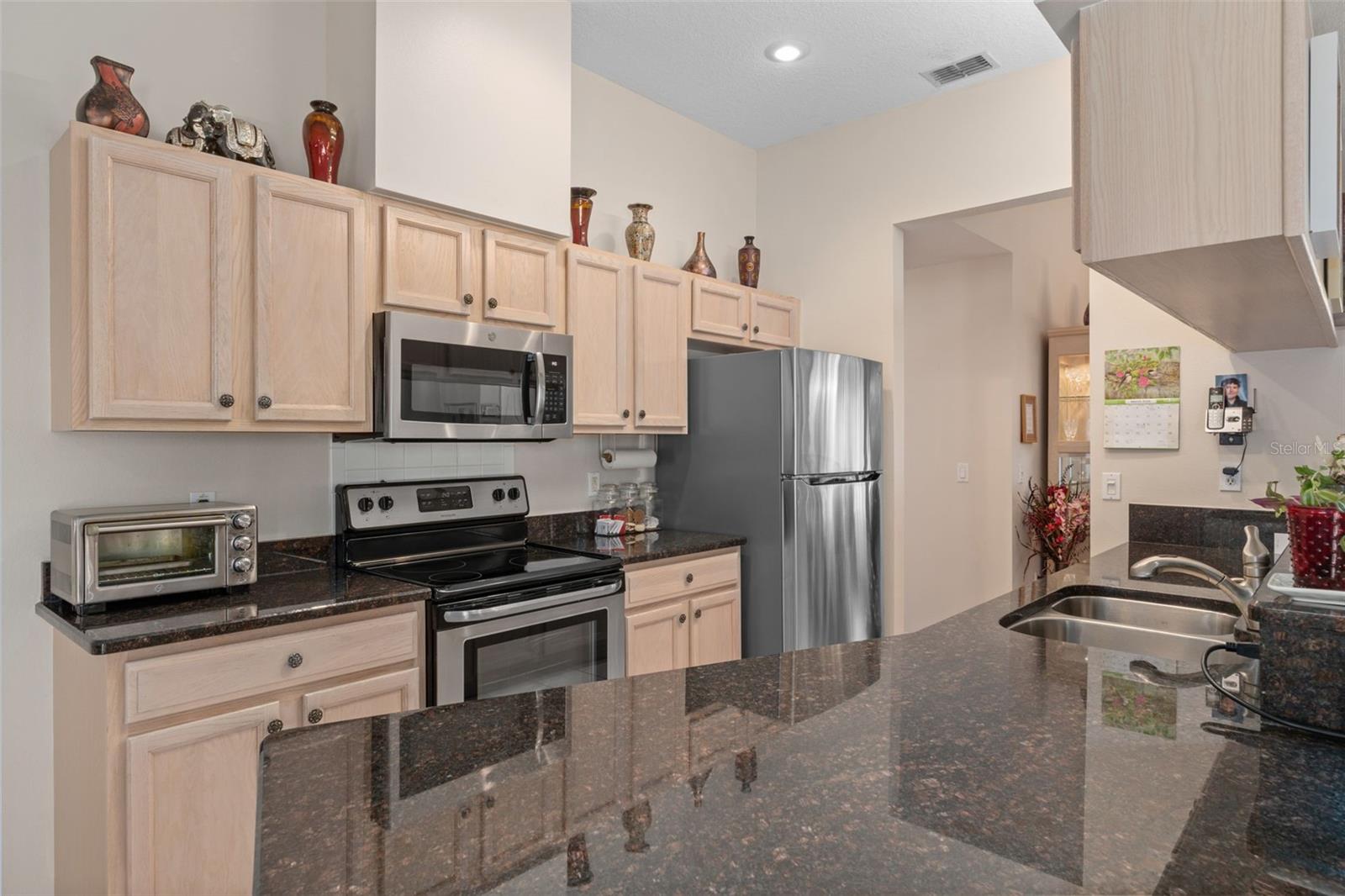 Image 15 of 61 For 122 Corkwood Boulevard