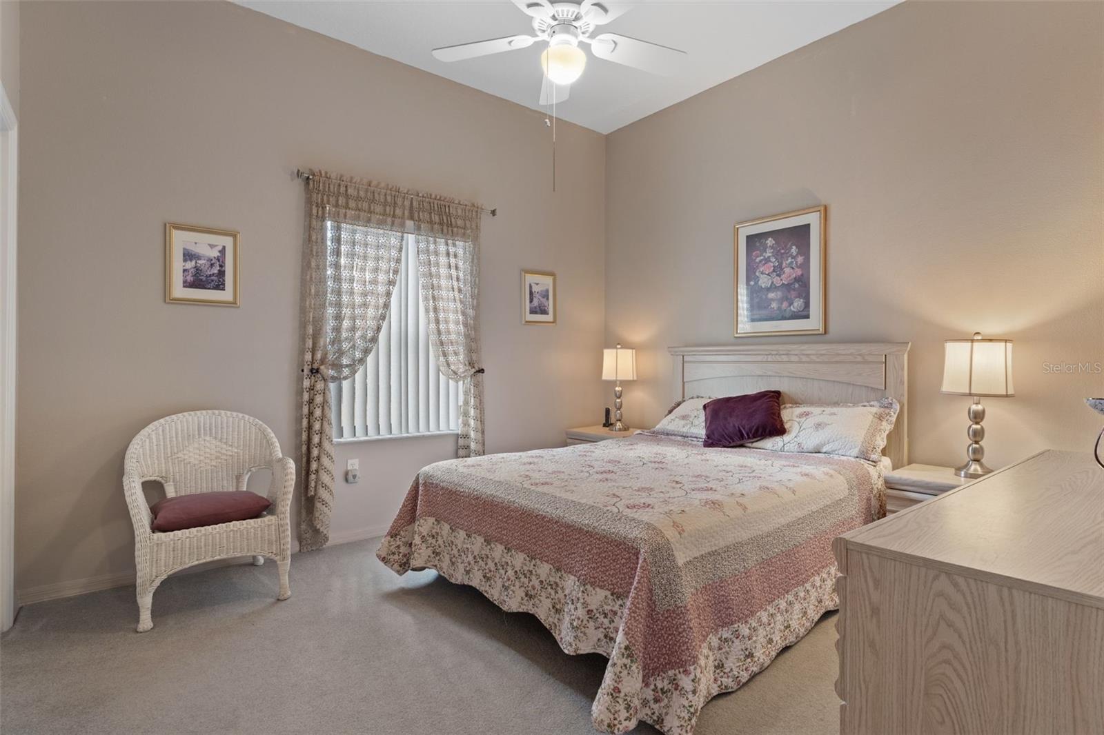 Image 27 of 61 For 122 Corkwood Boulevard