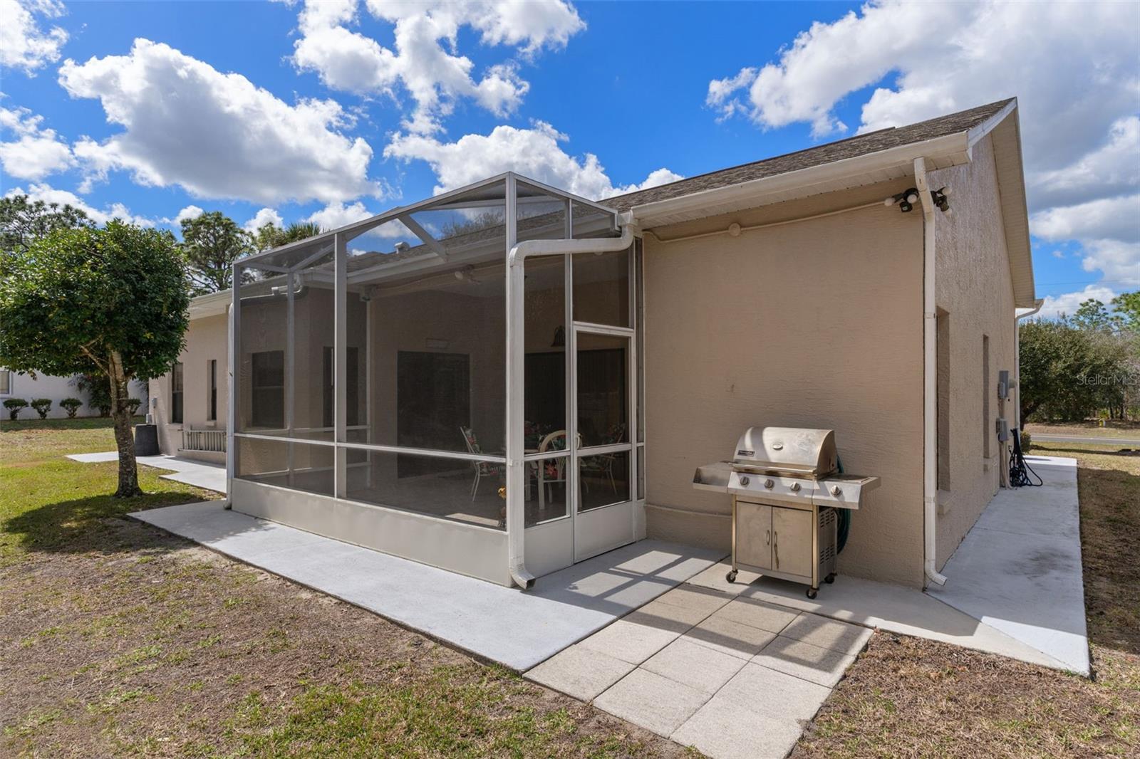 Image 37 of 61 For 122 Corkwood Boulevard