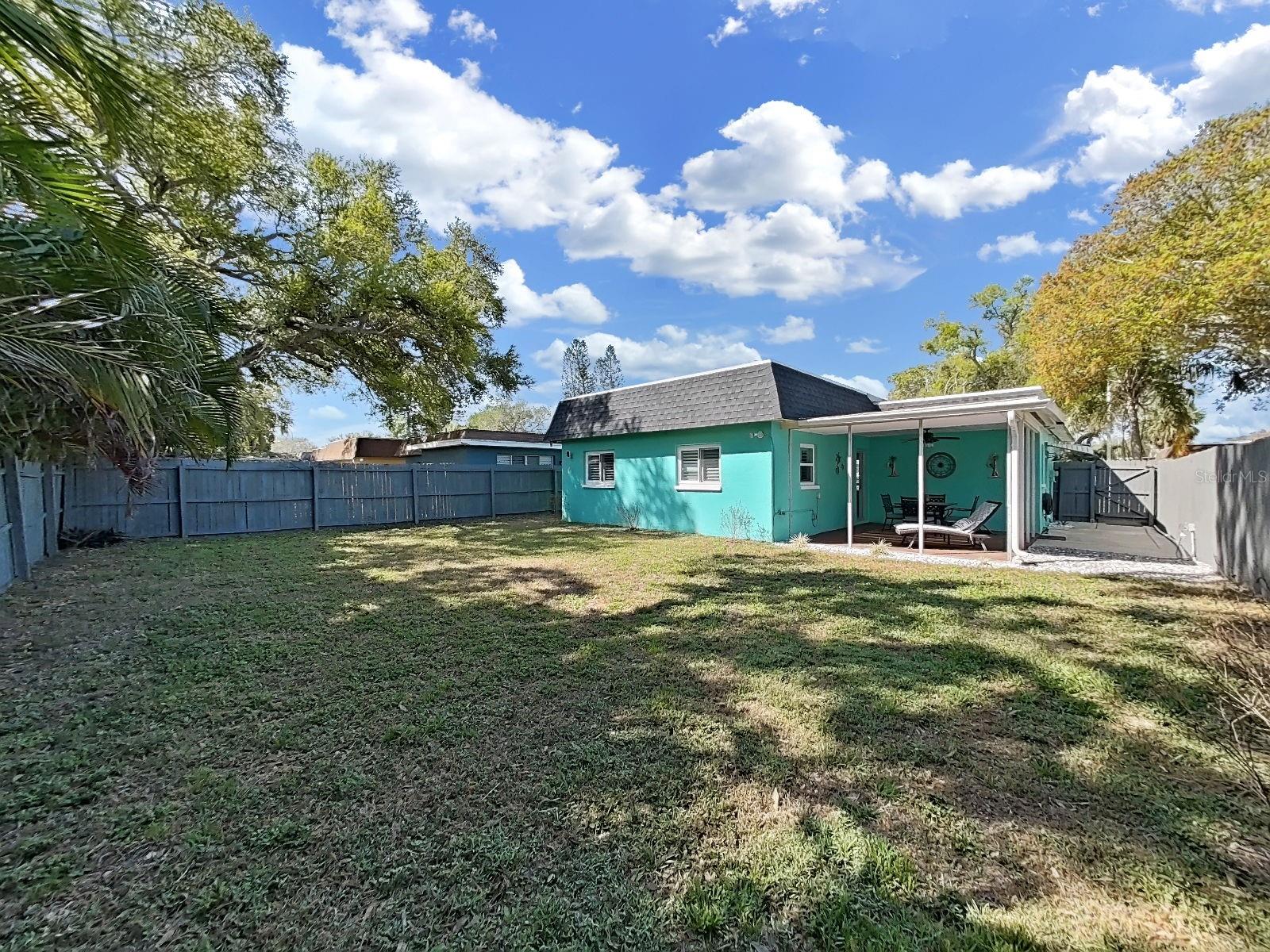 Image 22 of 27 For 12255 Mallory Drive