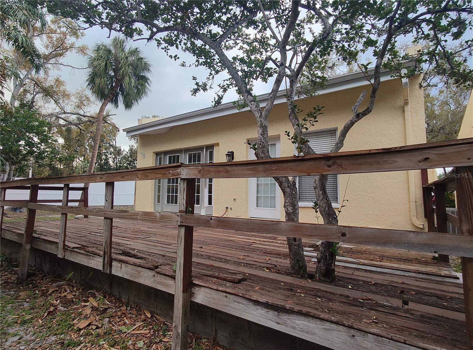 Image 4 of 45 For 2512 Texas Avenue C