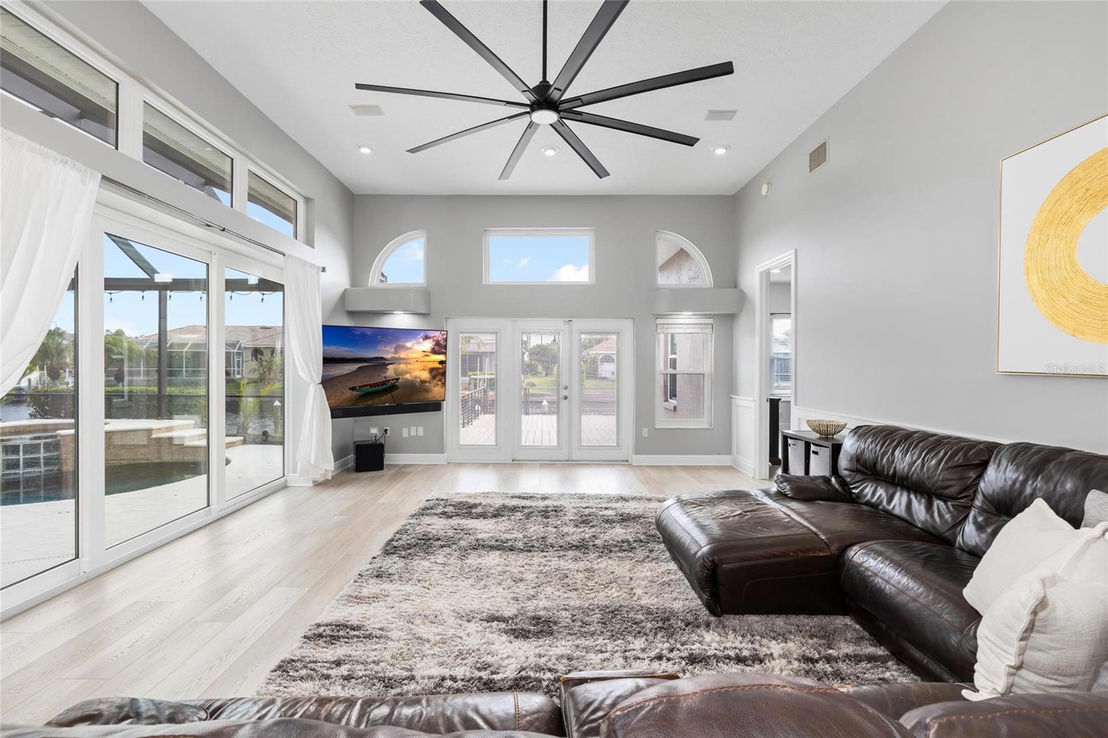 Image 20 of 81 For 9810 Compass Point Way