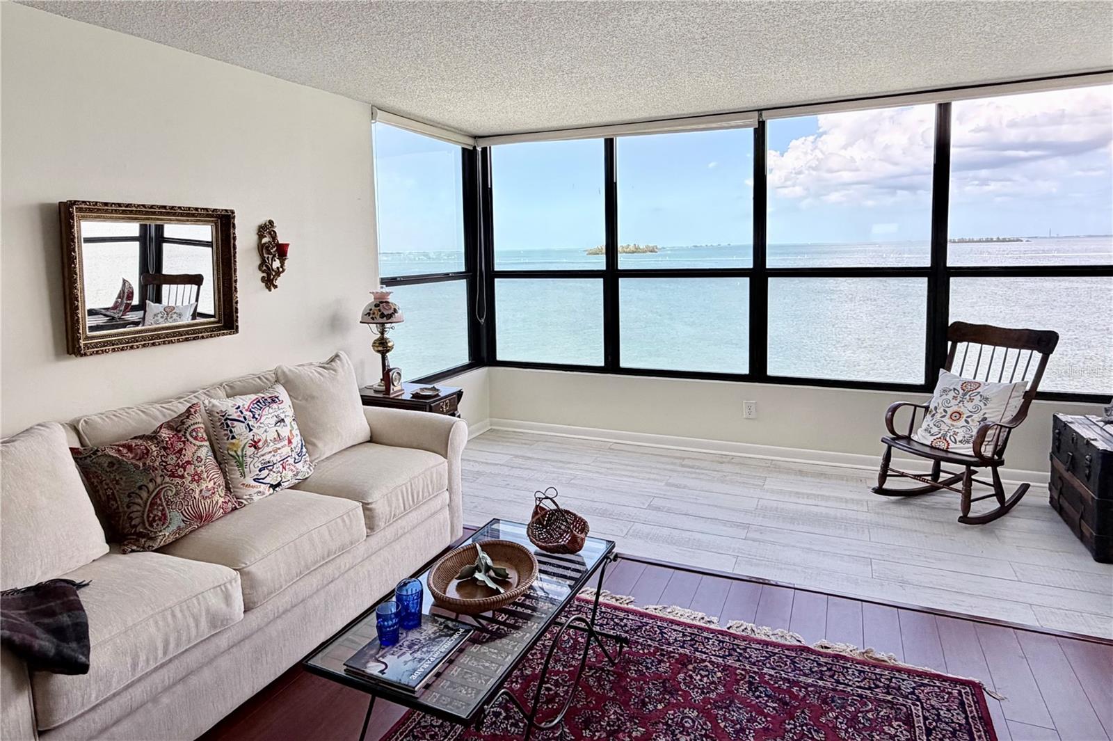 Image 12 of 39 For 300 Woodette Drive 504b