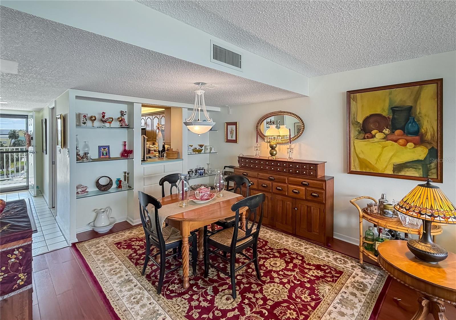 Image 14 of 39 For 300 Woodette Drive 504b