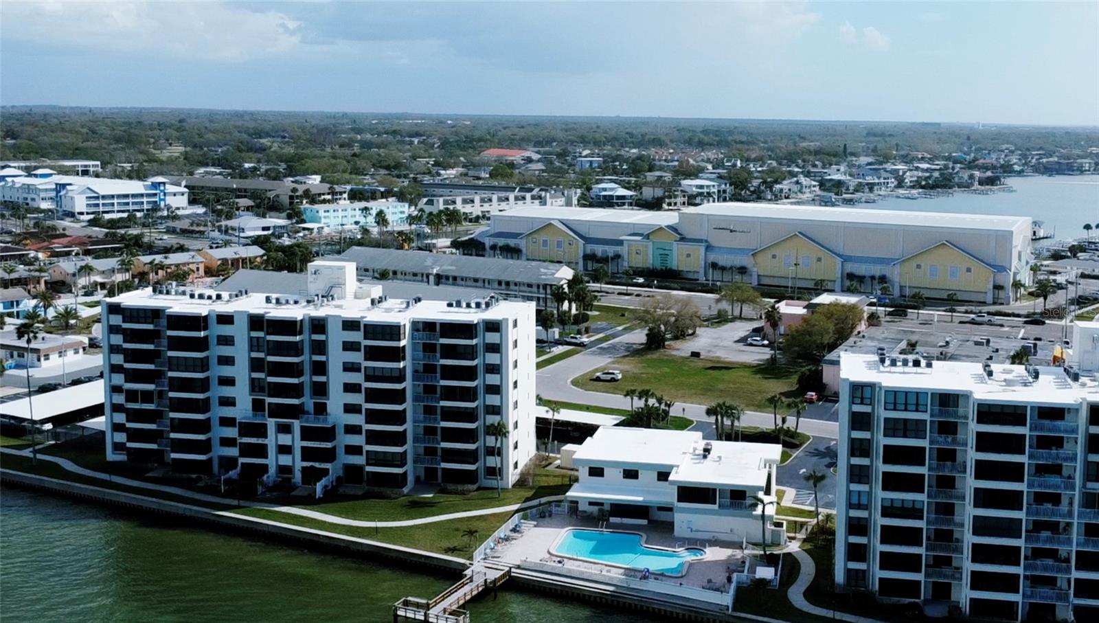 Image 28 of 39 For 300 Woodette Drive 504b