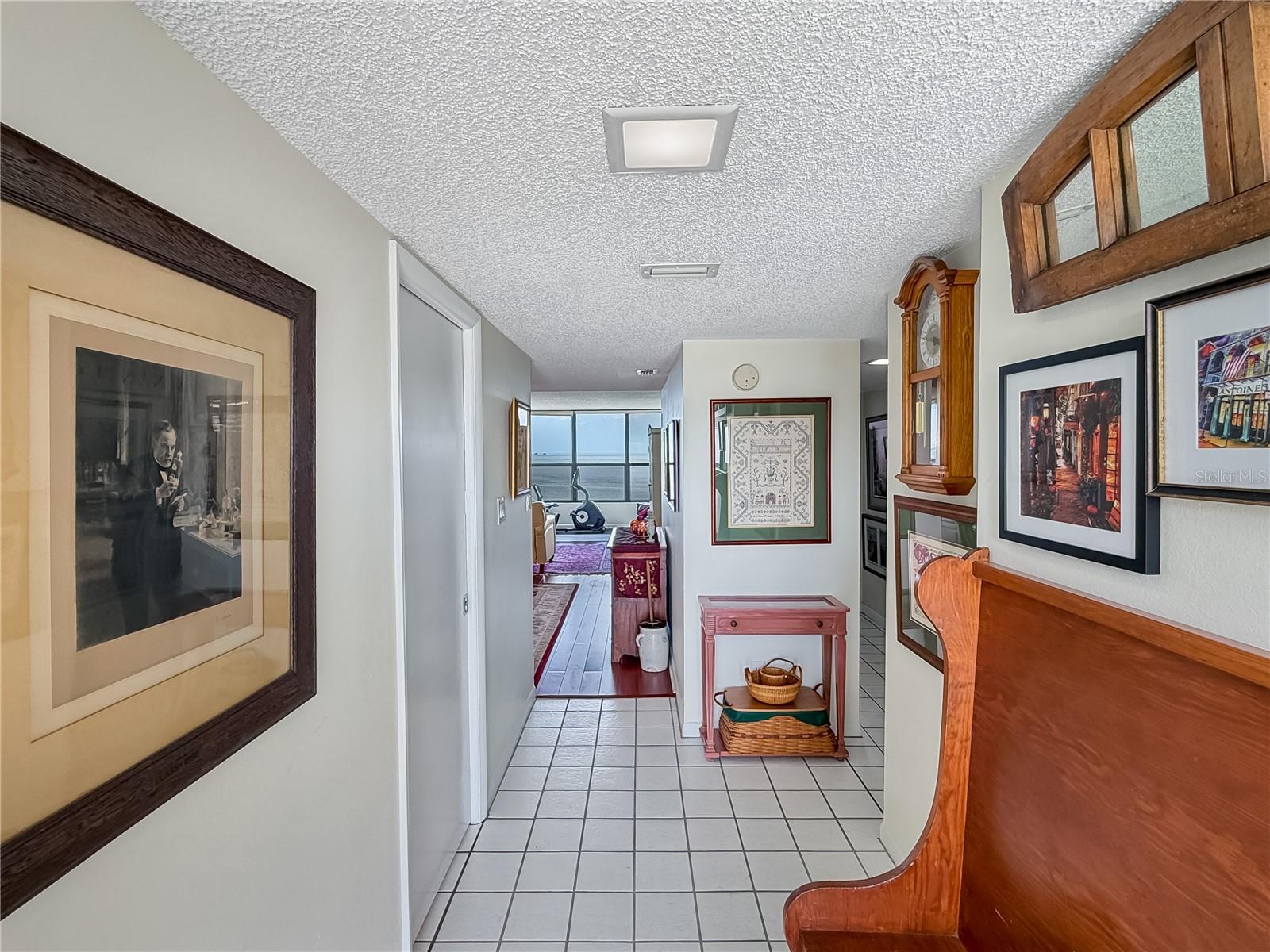 Image 6 of 39 For 300 Woodette Drive 504b