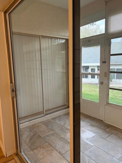 Image 27 of 45 For 159 Hunter Court N-a