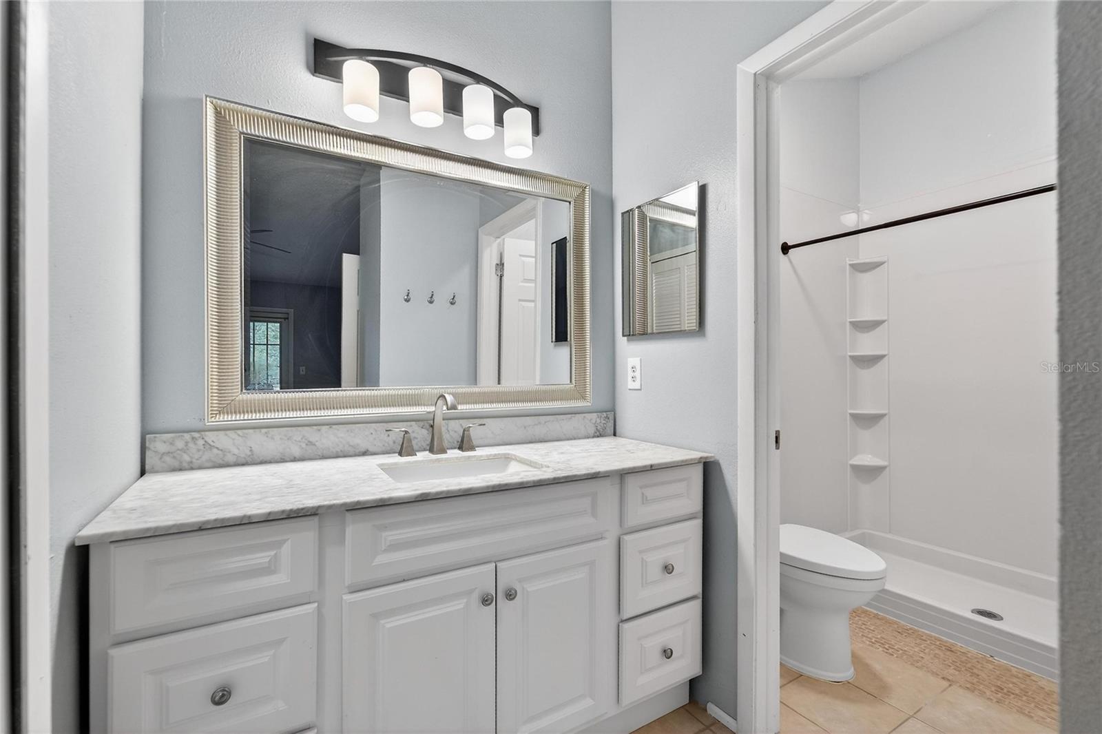 Image 6 of 65 For 11808 Skylake Place D