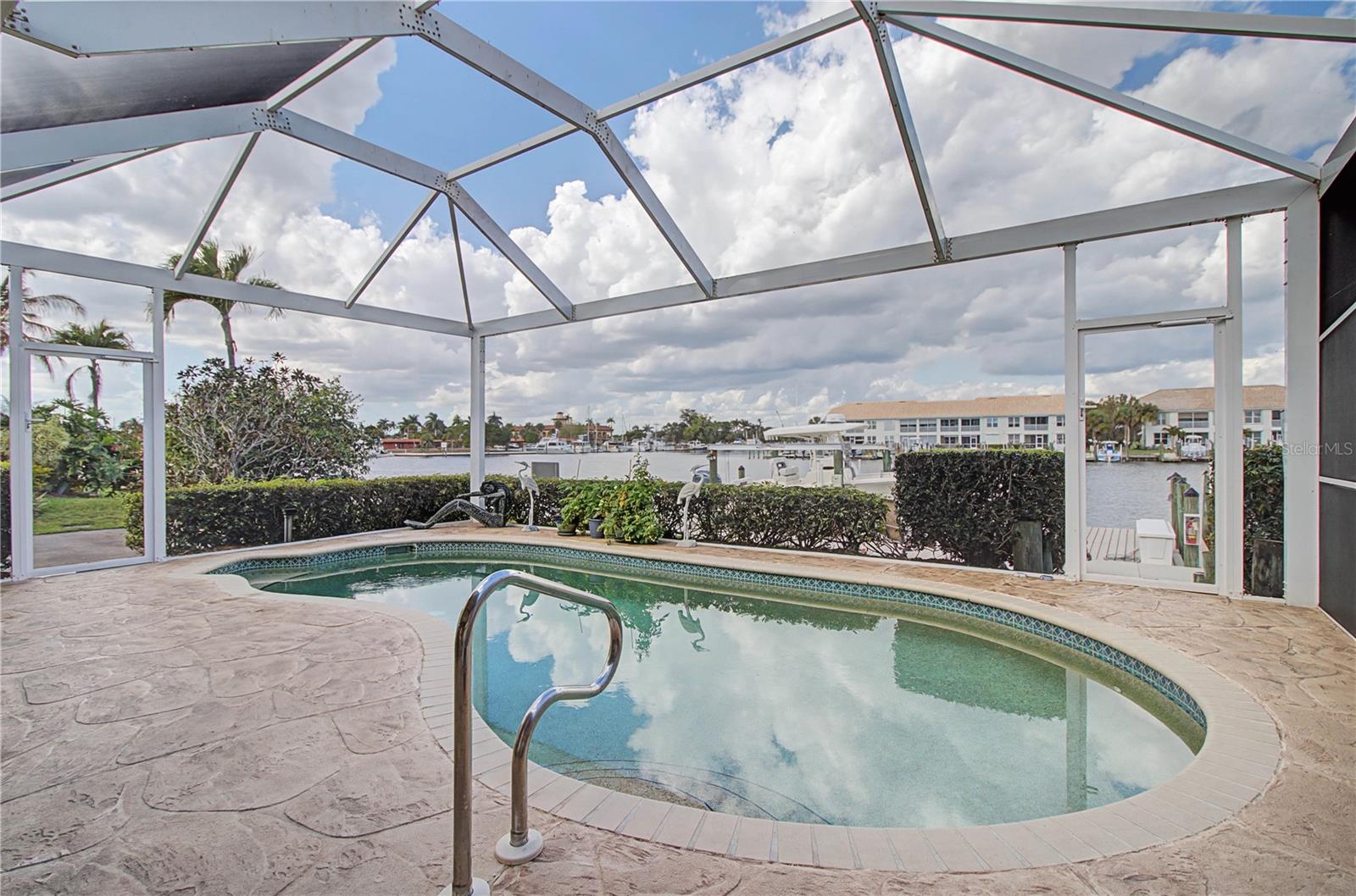 Image 28 of 40 For 317 Stella Maris Drive S