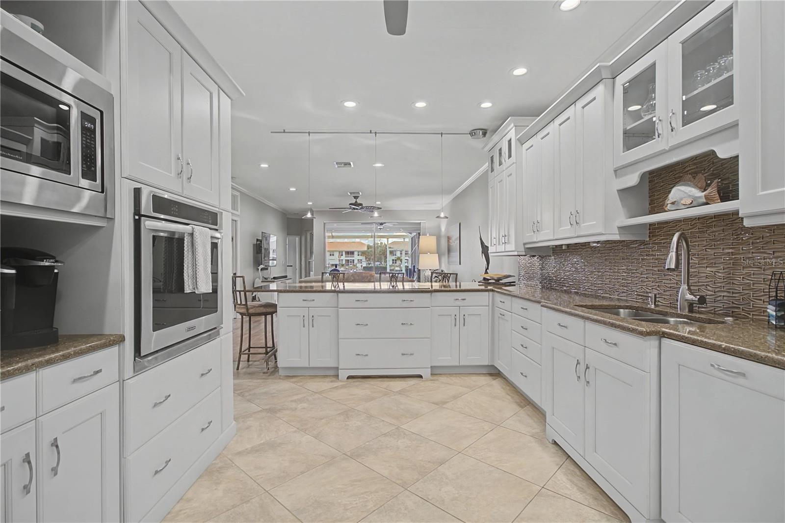 Image 8 of 40 For 317 Stella Maris Drive S