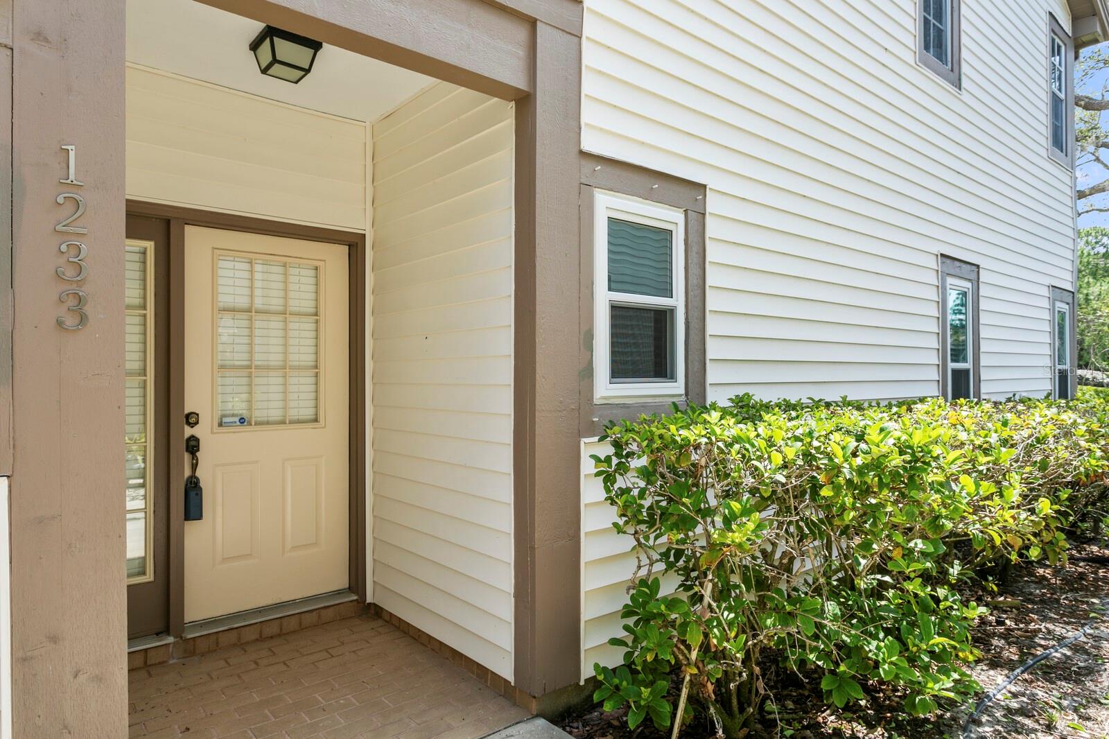 Image 5 of 35 For 1233 Clays Trail