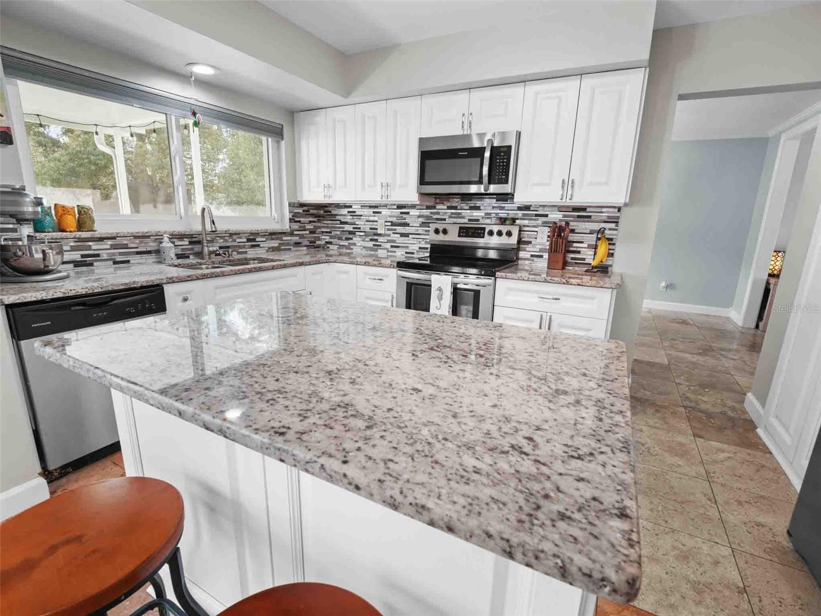 Image 13 of 41 For 4104 Dellbrook Drive