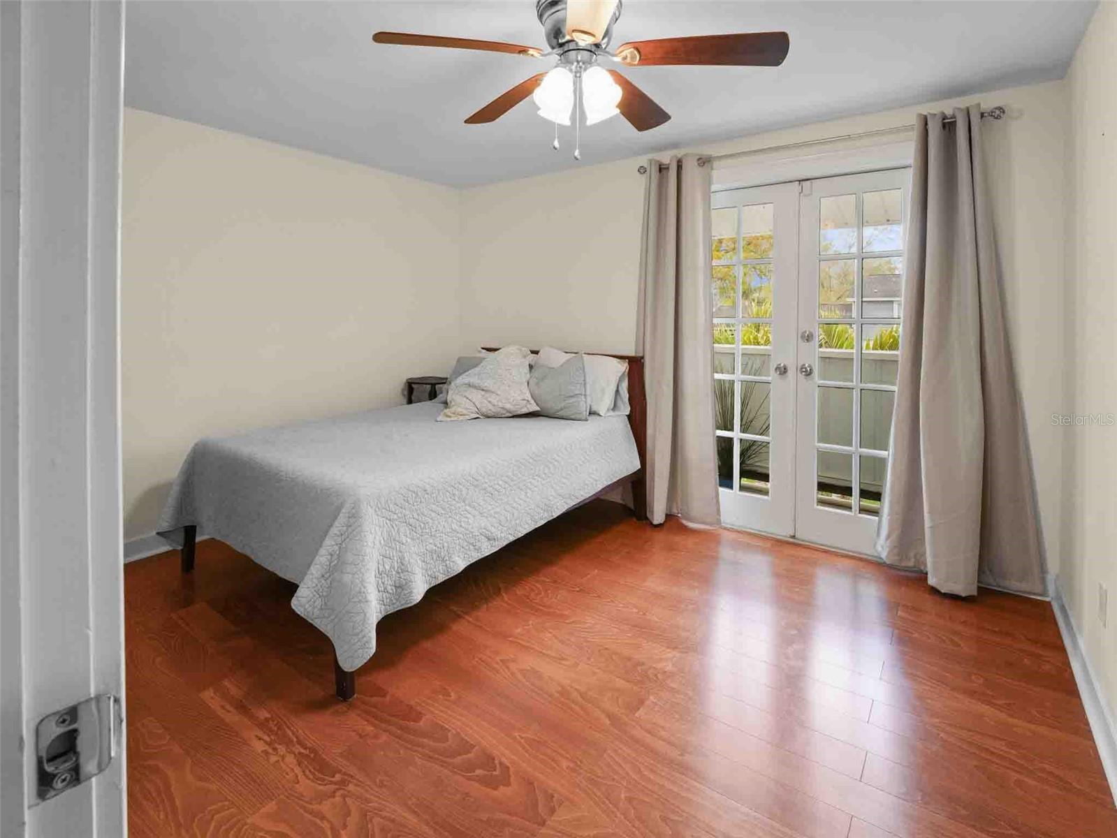 Image 32 of 41 For 4104 Dellbrook Drive