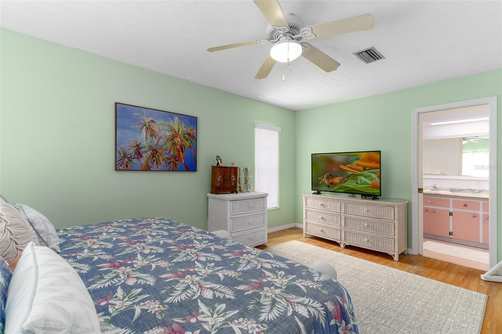 Image 26 of 34 For 2394 Arlee Lane