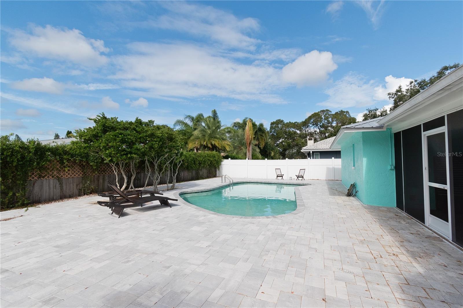 Image 43 of 46 For 1250 Dinnerbell Lane E