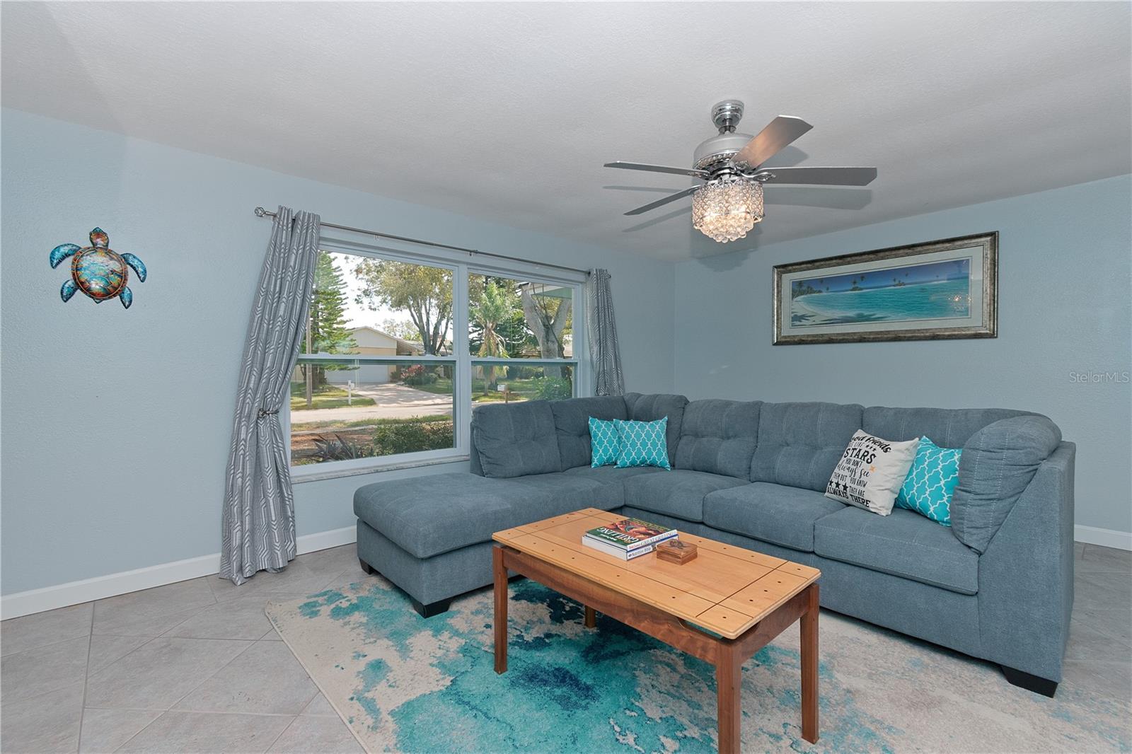 Image 8 of 46 For 1250 Dinnerbell Lane E