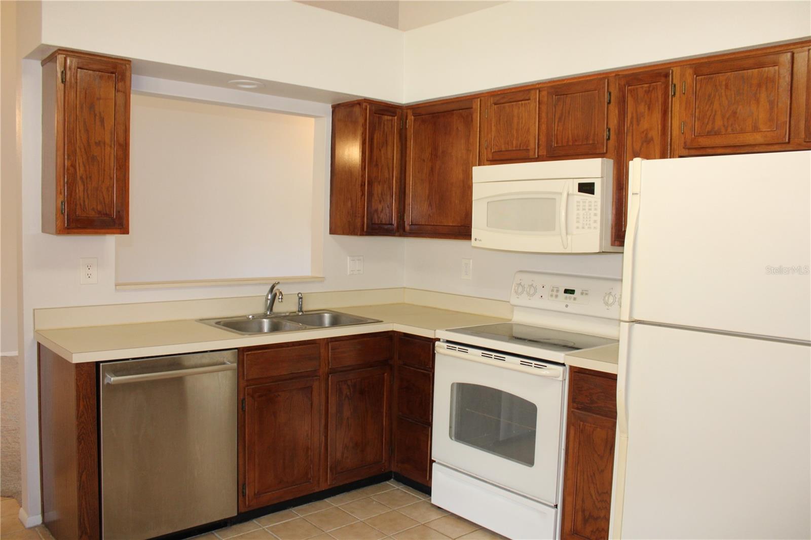 Image 4 of 23 For 3982 Mermoor Drive