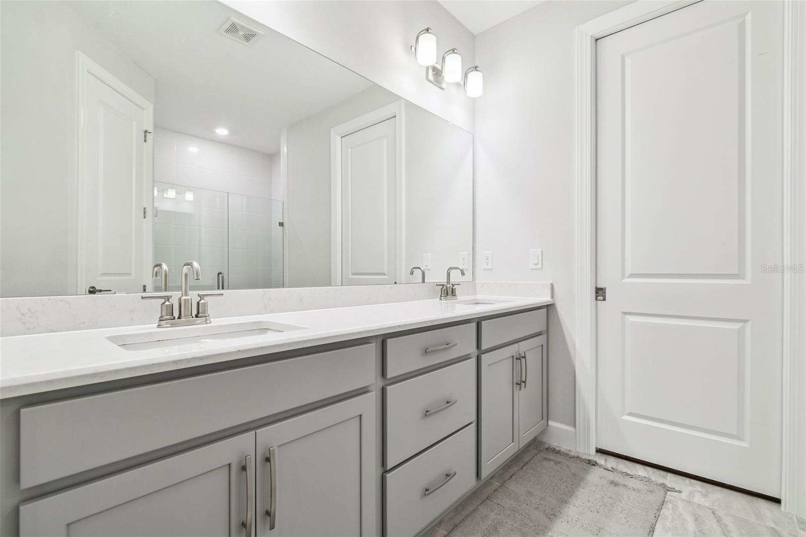 Image 11 of 100 For 4399 Rosatti Road