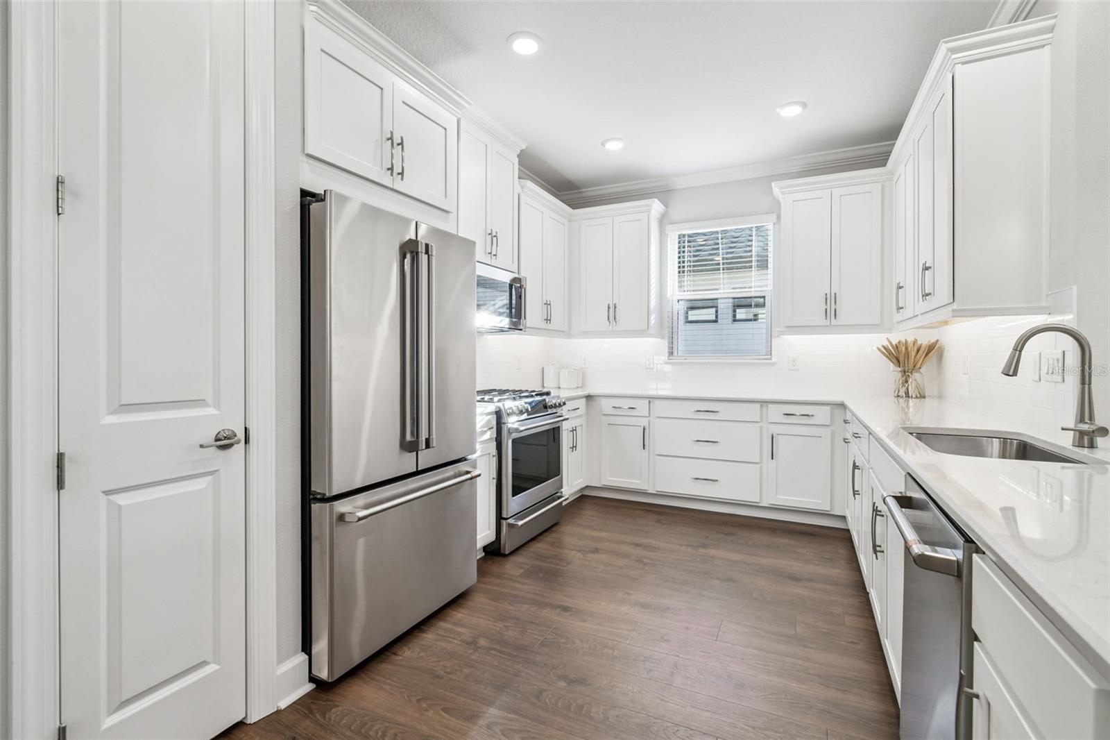 Image 8 of 100 For 4399 Rosatti Road