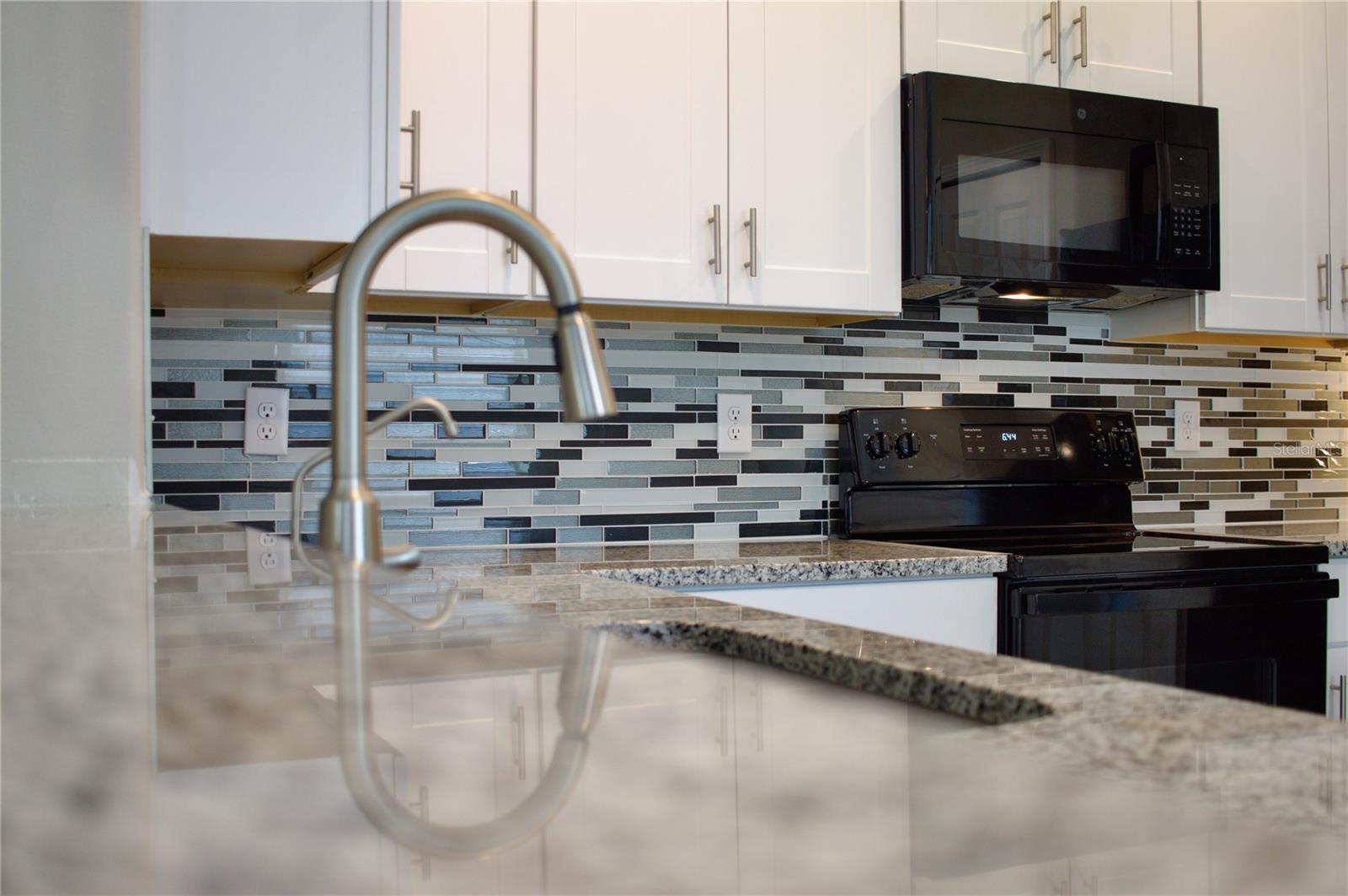 Image 11 of 17 For 11871 Dumaine Valley Road