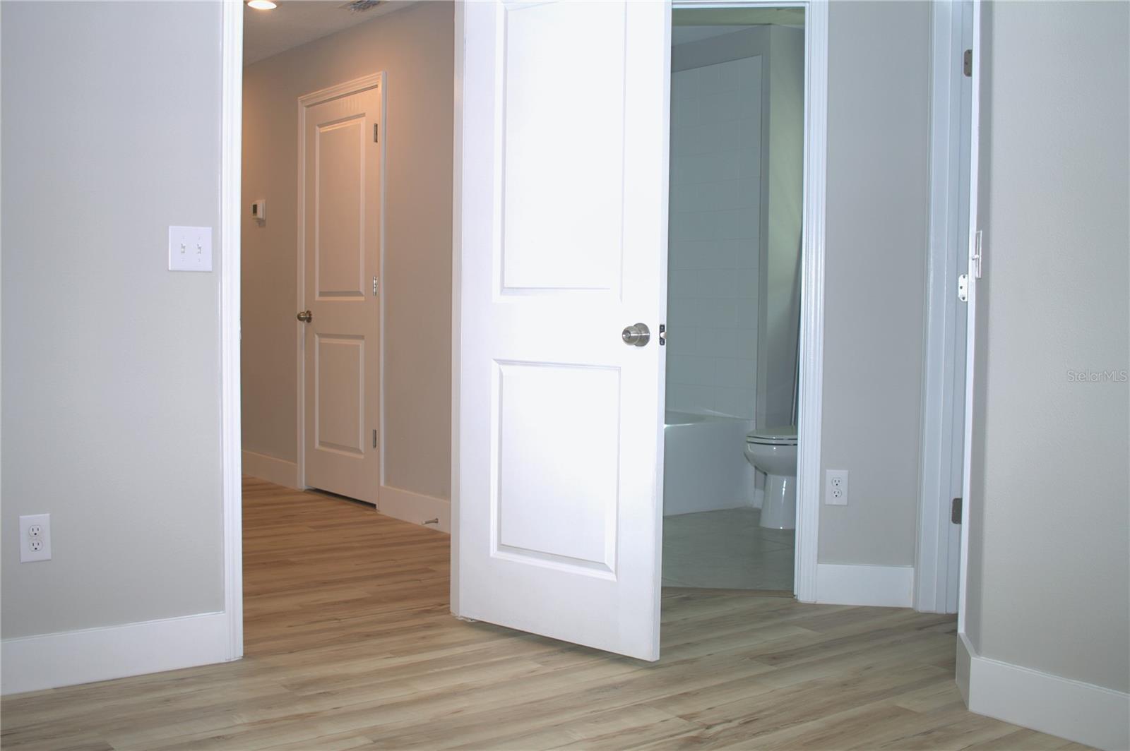 Image 17 of 17 For 11871 Dumaine Valley Road