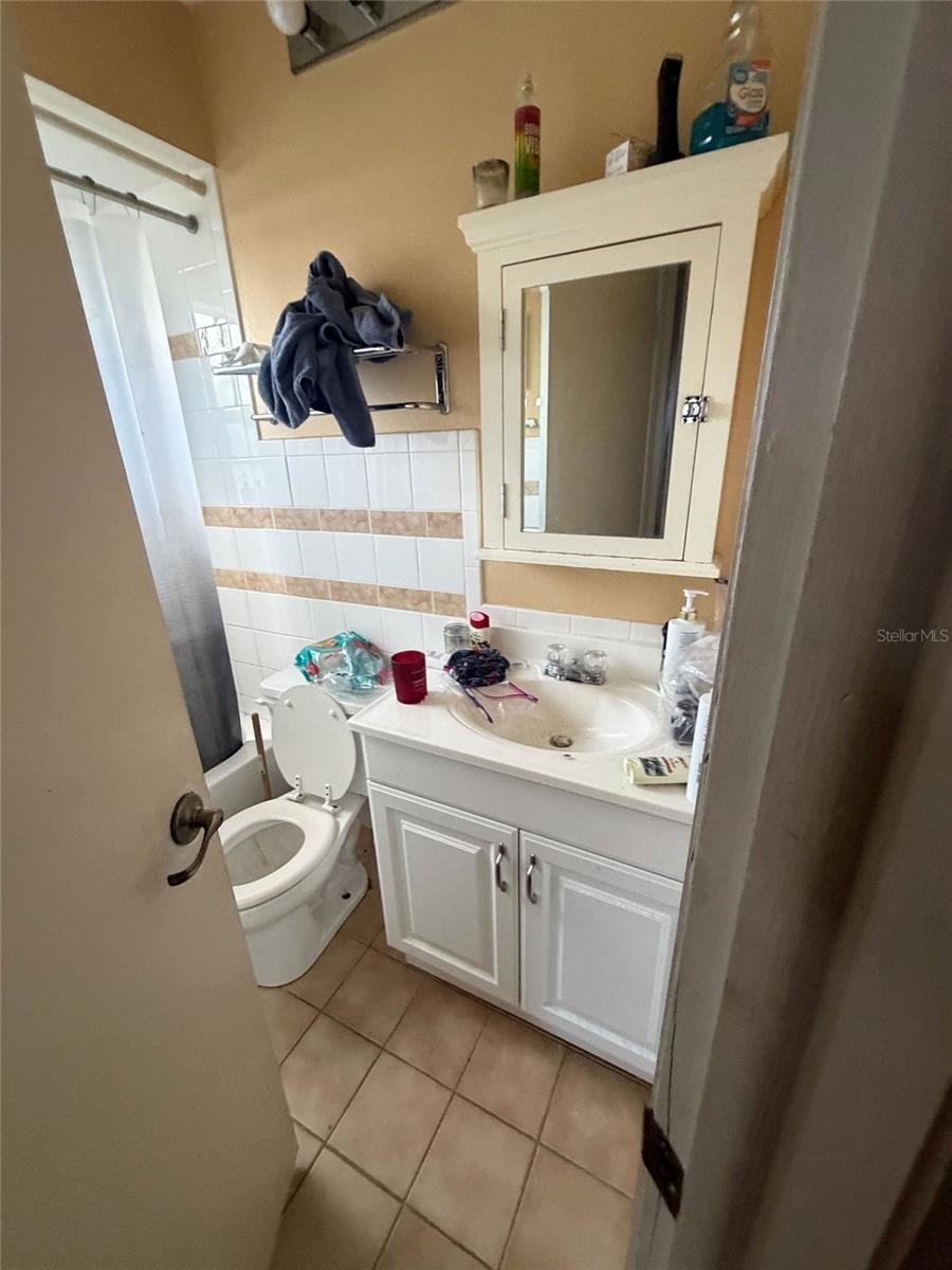 Image 16 of 24 For 1634 Crossridge Drive