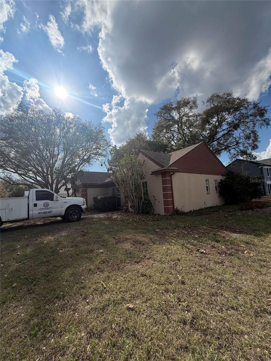 Image 3 of 24 For 1634 Crossridge Drive