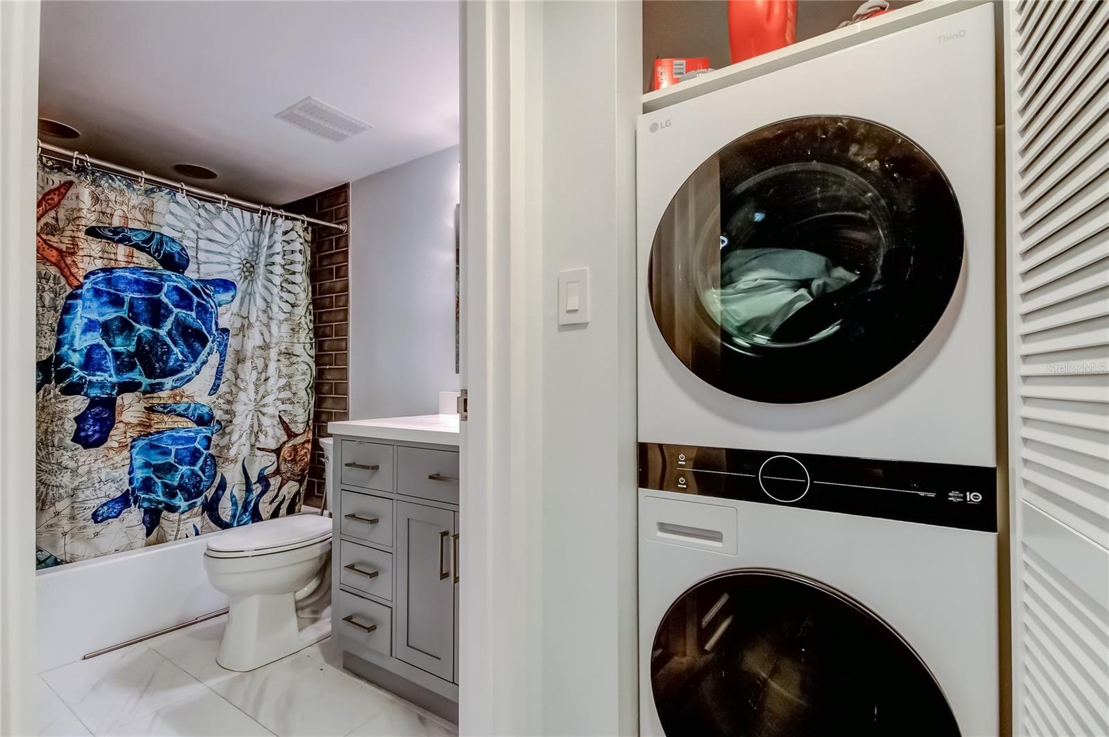 Image 19 of 30 For 7321 Central Avenue 301