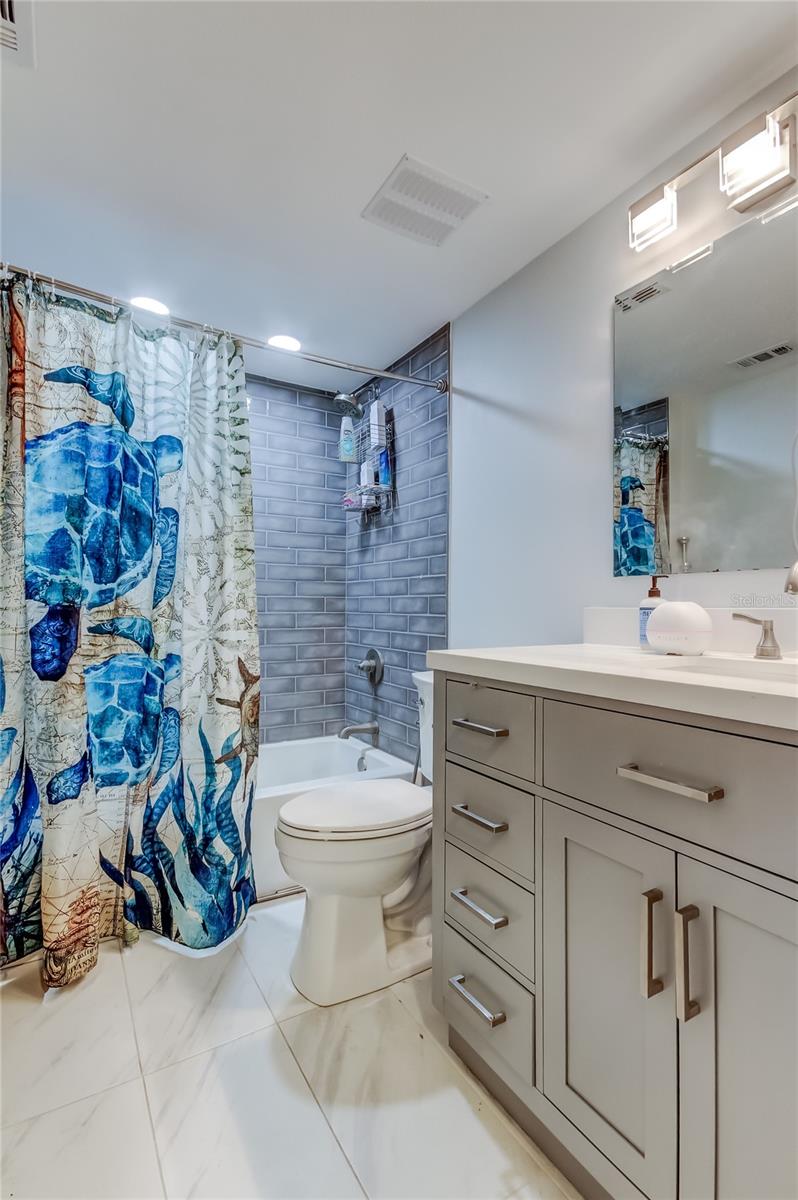 Image 20 of 30 For 7321 Central Avenue 301