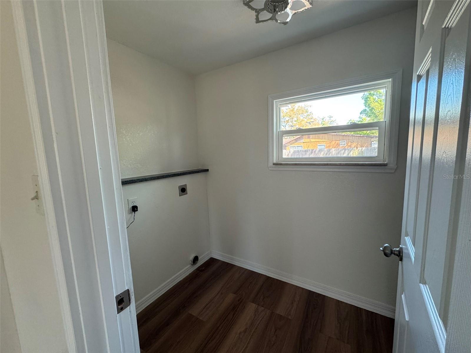 Image 12 of 14 For 5301 55th Street N