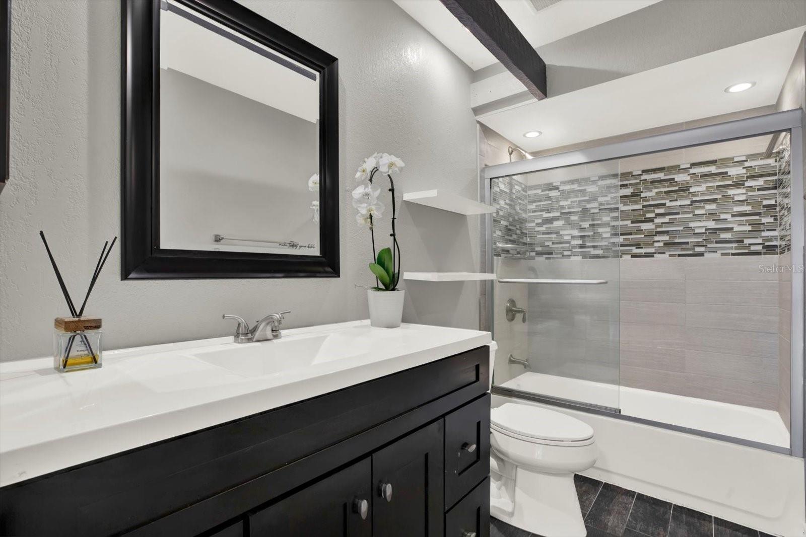 Image 19 of 39 For 10320 Fernbrook Lane